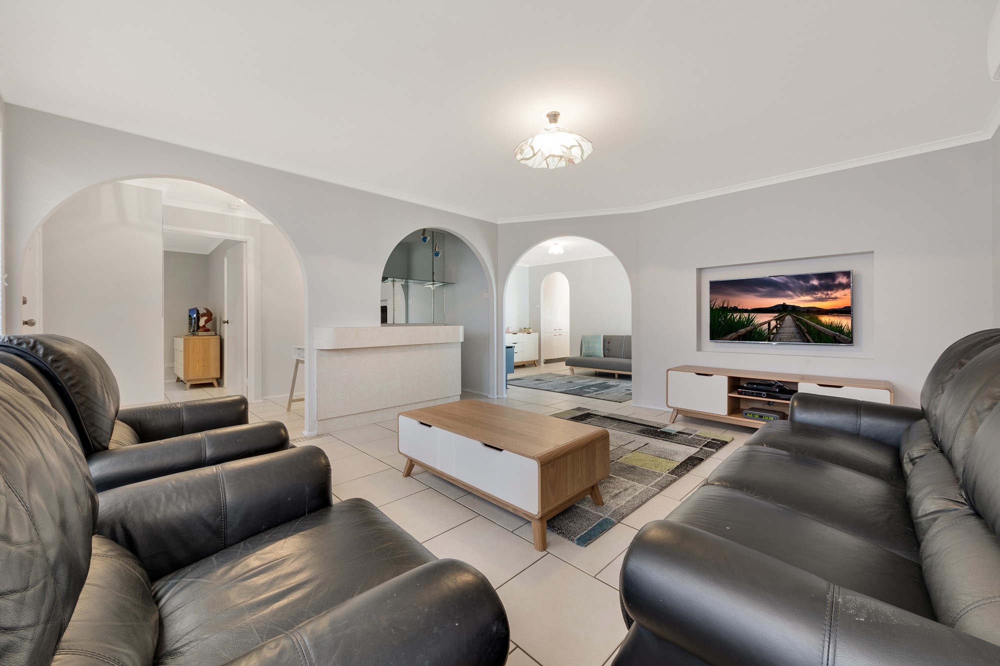 4 Ohio Place, Kearns, NSW 2558