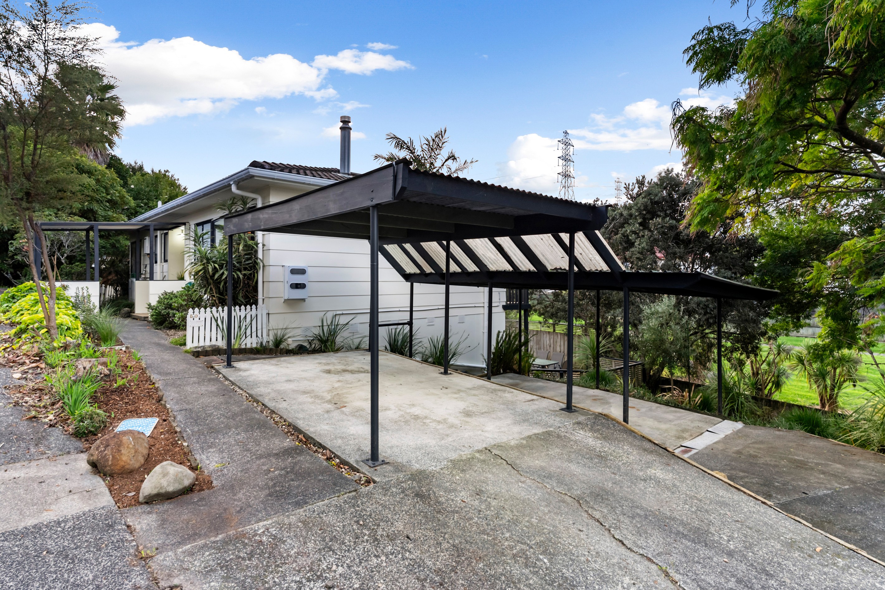 50 Gallony Avenue, Massey, Waitakere City
