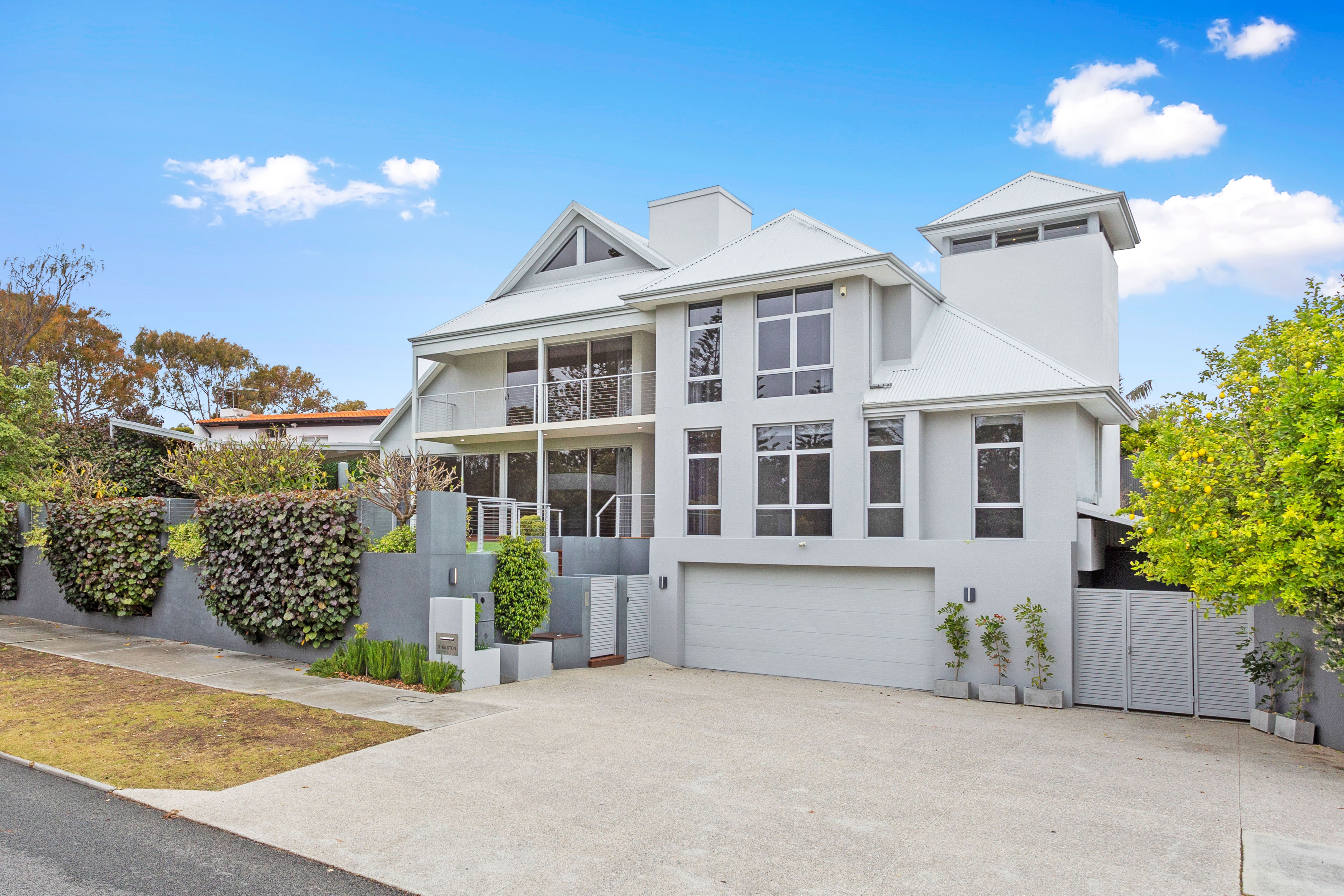 3 Helston Avenue, City Beach, WA 6015