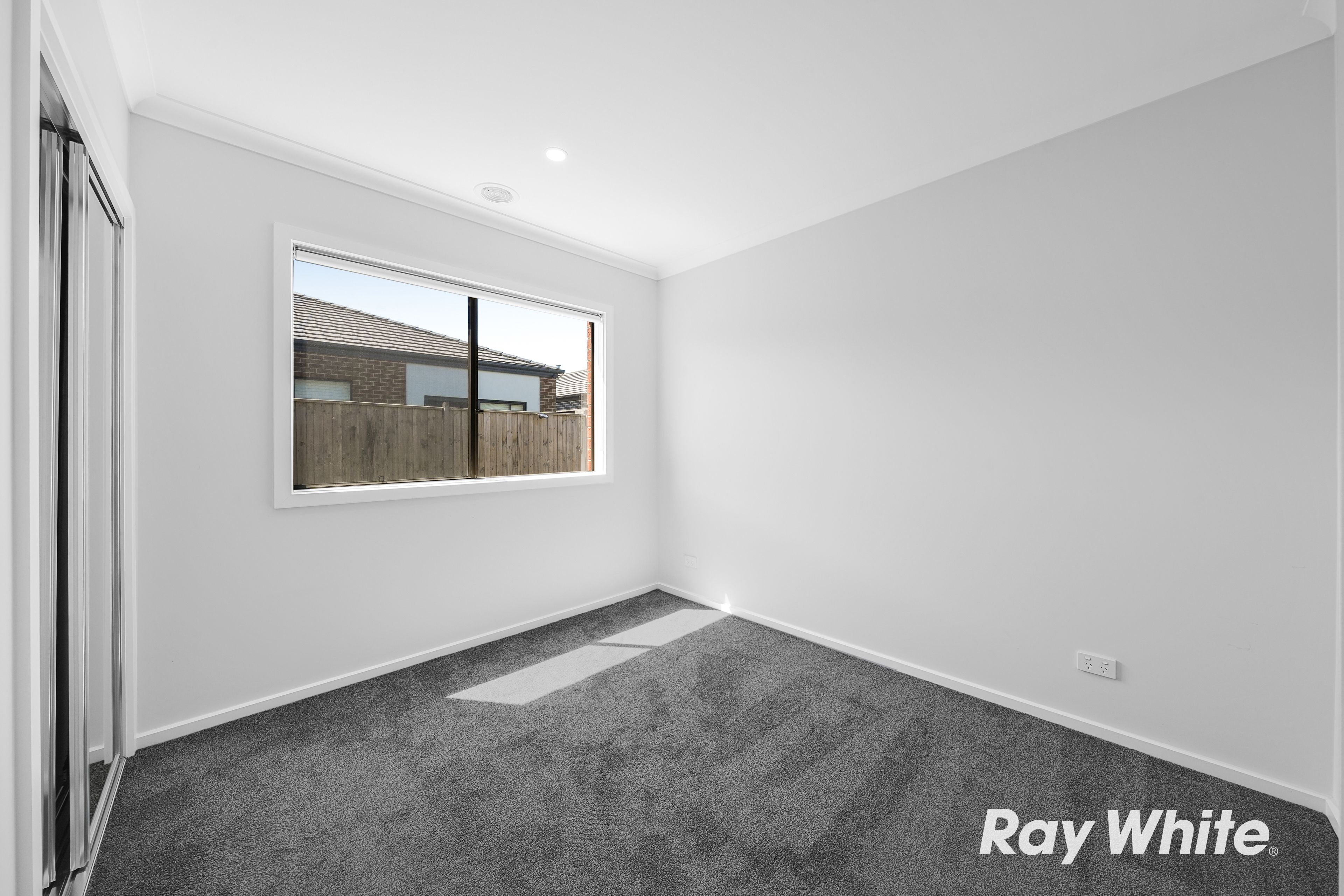 53 Langford Road — photo 10 of 16