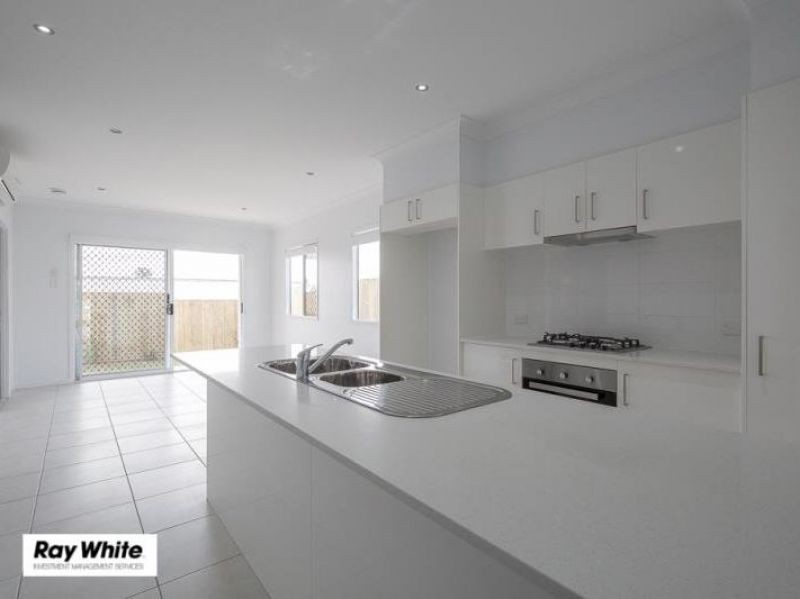 14 Mount Barney Crescent, Park Ridge, QLD 4125