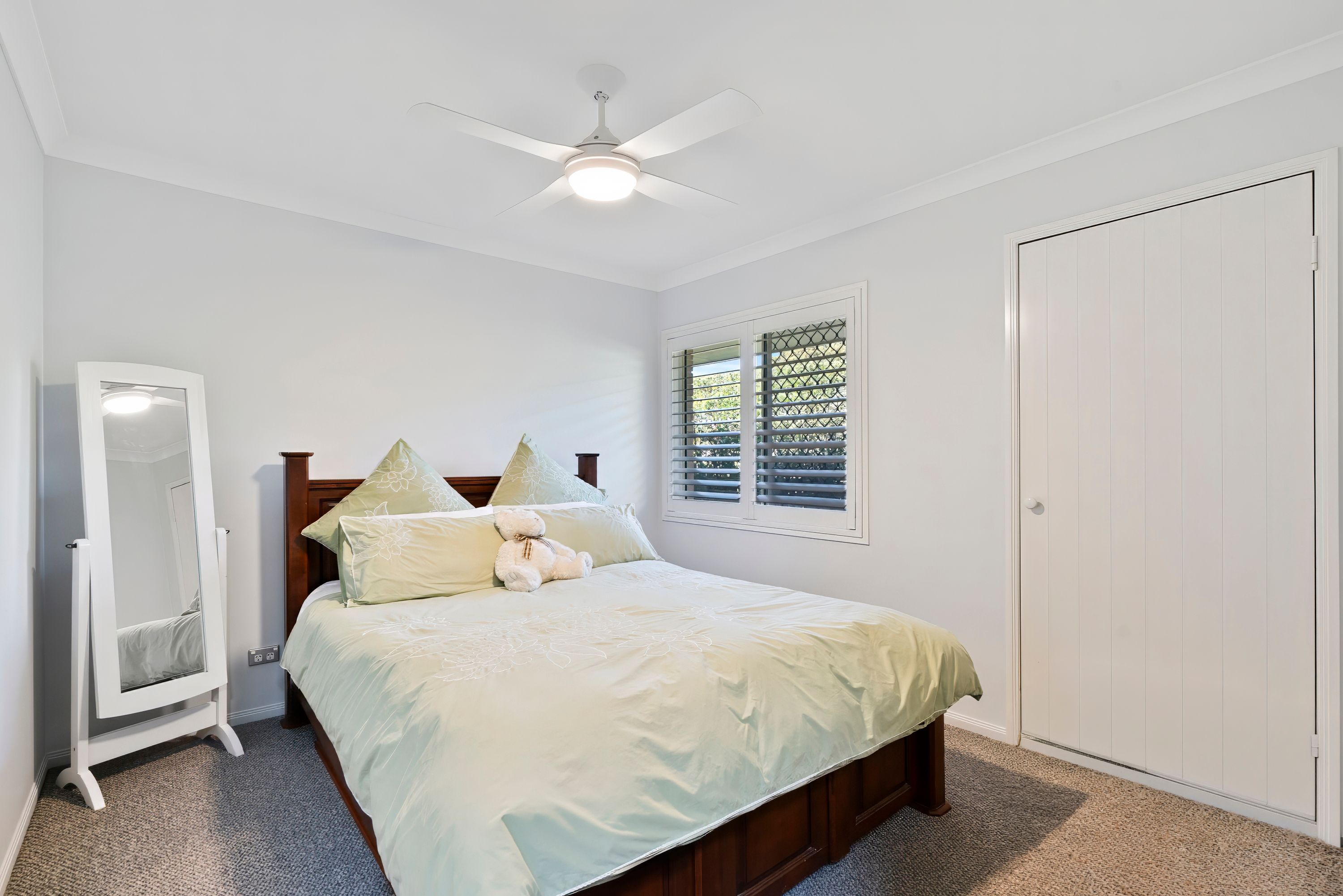 38 Hooper Crescent — photo 12 of 30