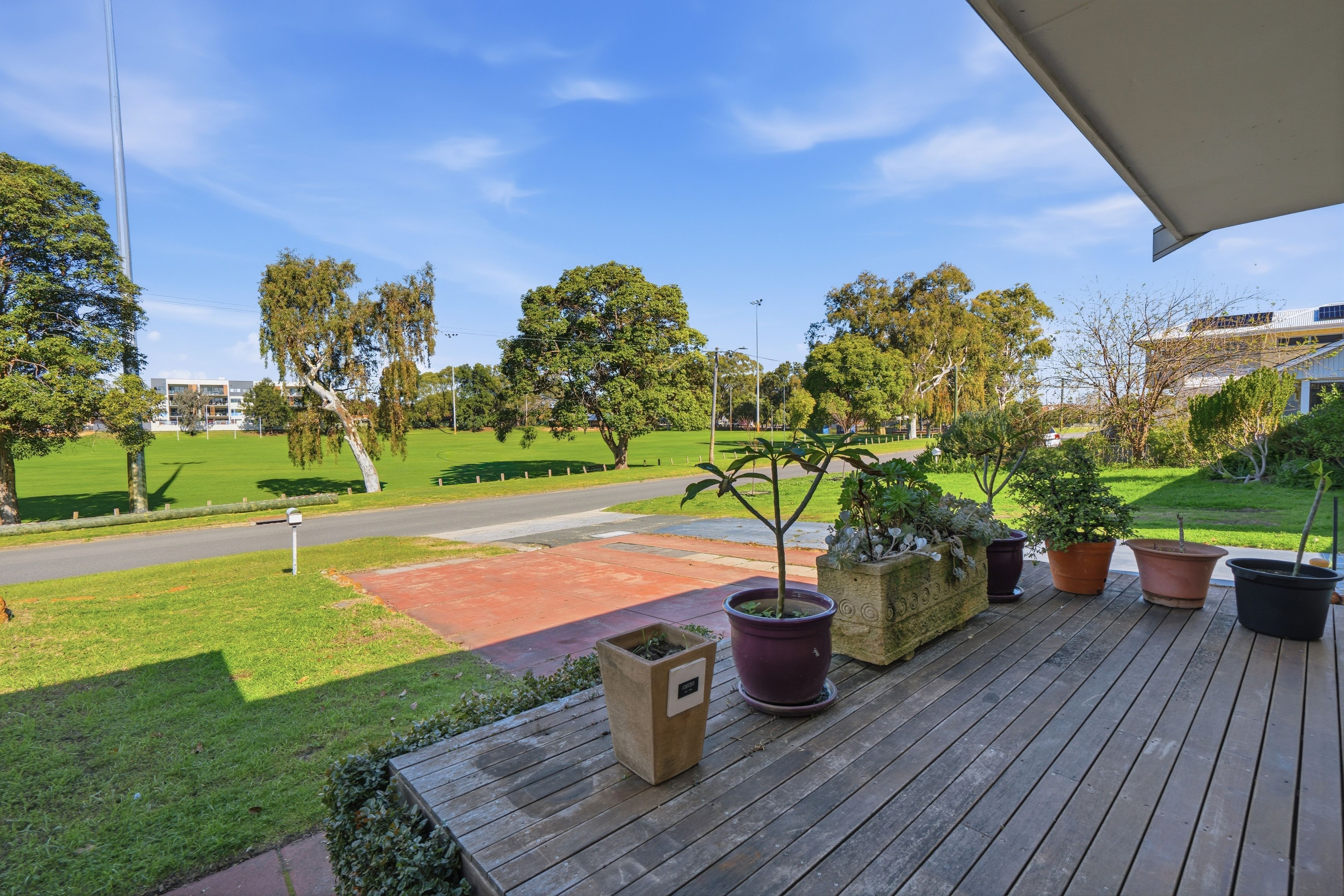 12 Bawdan Street — photo 3 of 30