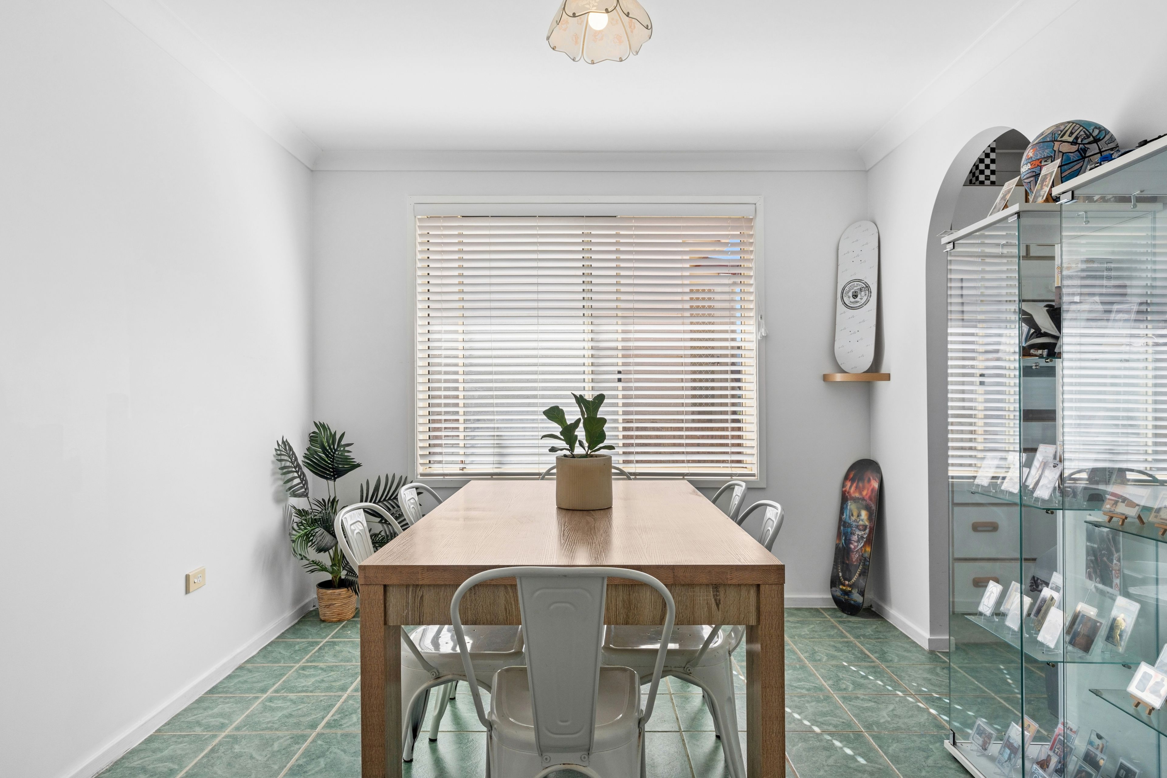 6 Yilleen Street — photo 6 of 14
