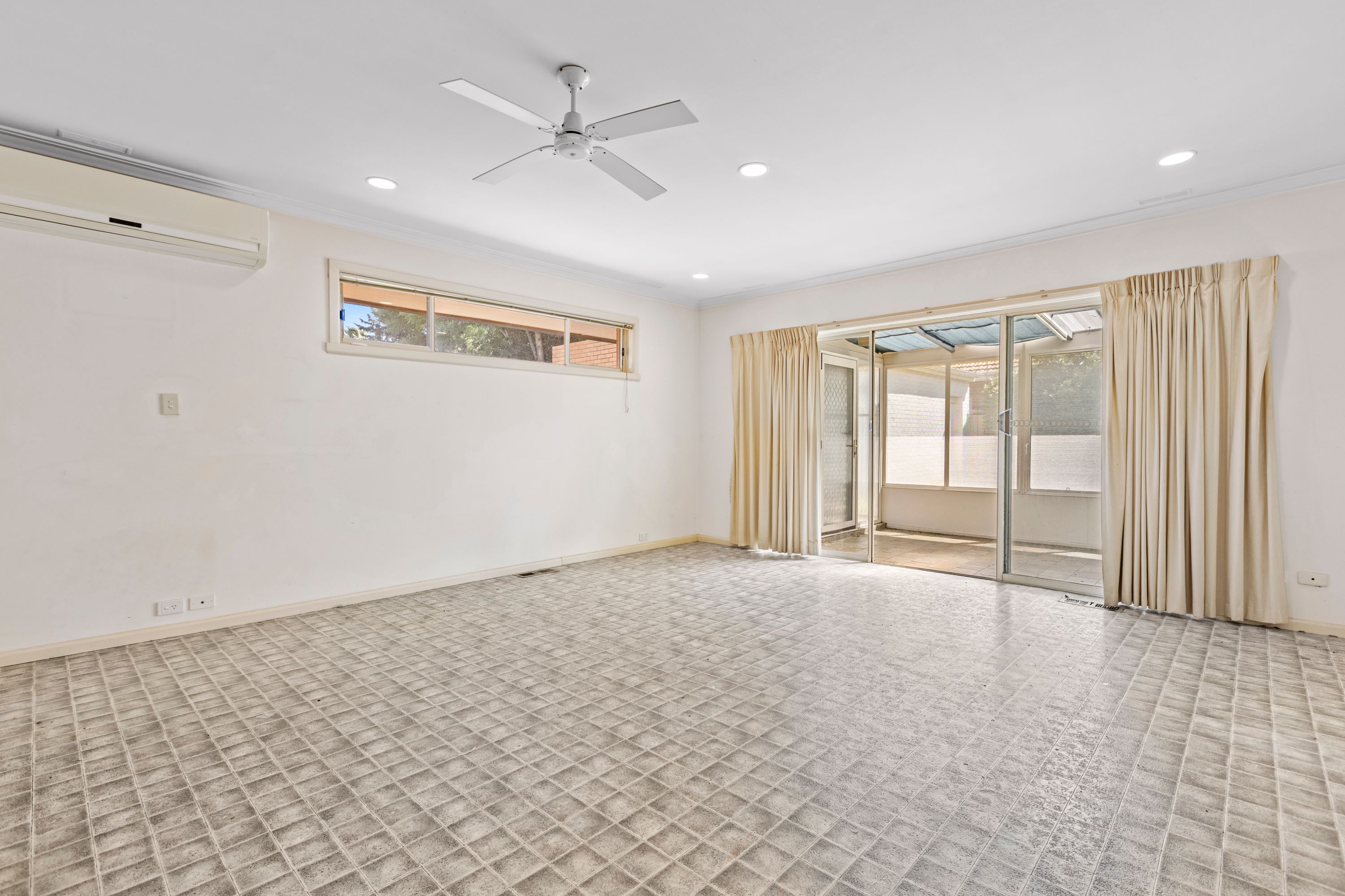 15 Blue Hills Avenue — photo 4 of 13