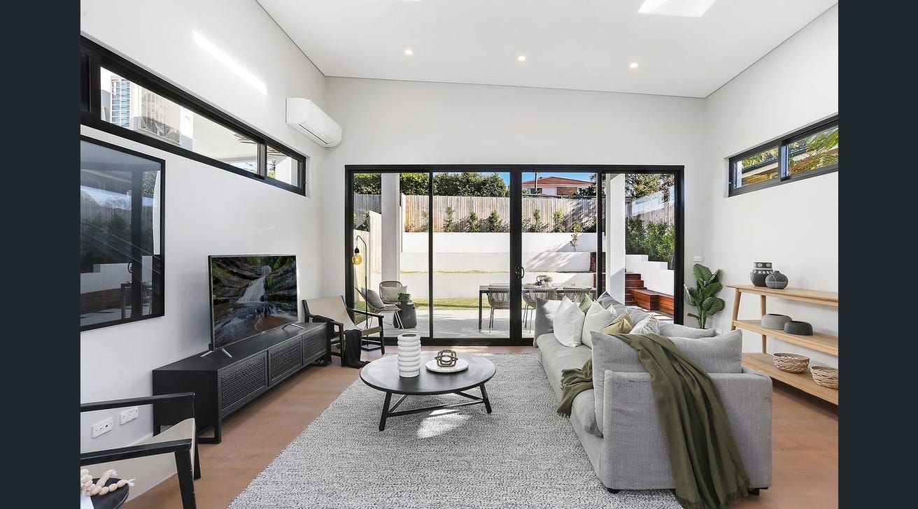 55A Warrah Road — photo 3 of 10