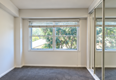16/21 Manning Road — photo 4 of 5