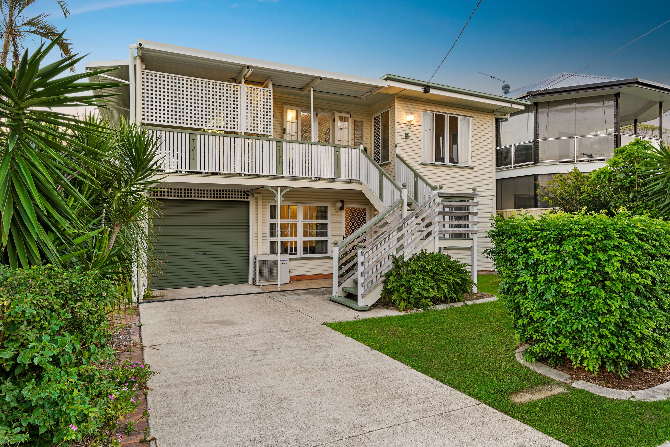 5 Donald Street, Woody Point QLD 4019