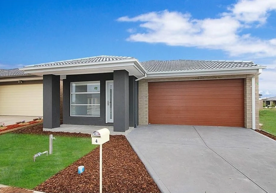 4 Lismore Road, Point Cook, VIC 3030