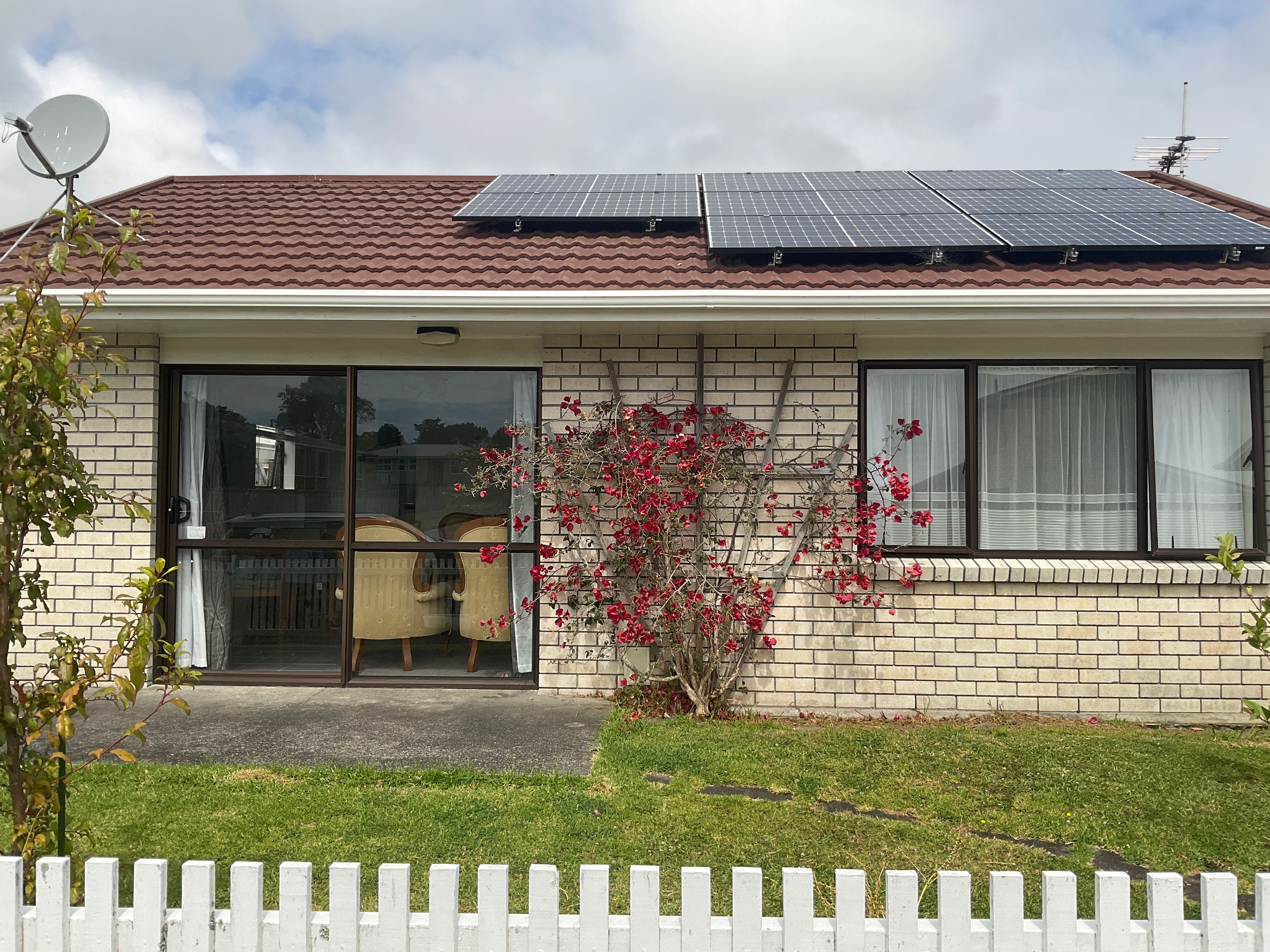 1/10 Kelvin Place, Westown, New Plymouth District