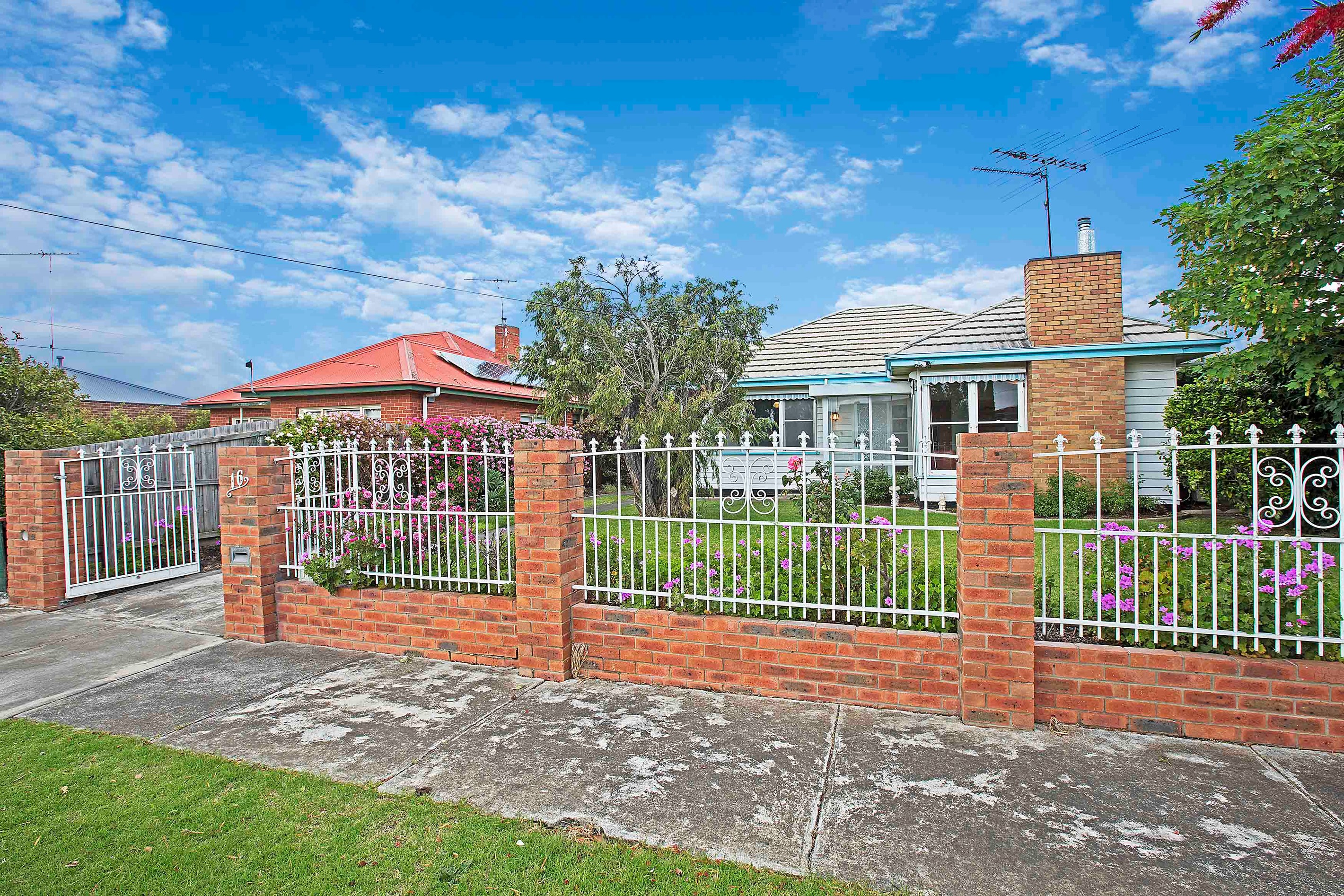 16 Mitchell Street, Belmont, VIC 3216