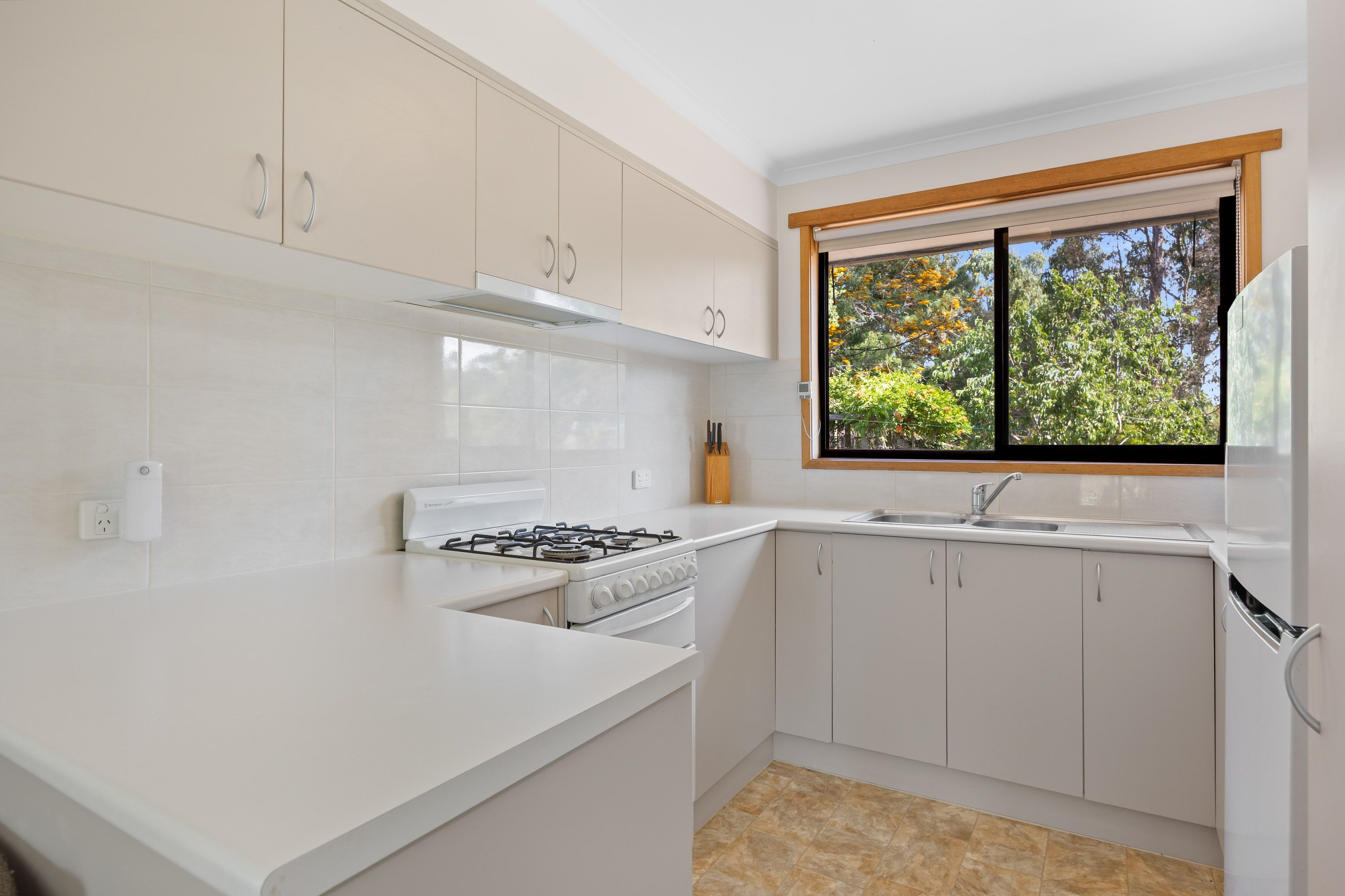 4 Soyuz Court, Mount Clear, VIC 3350