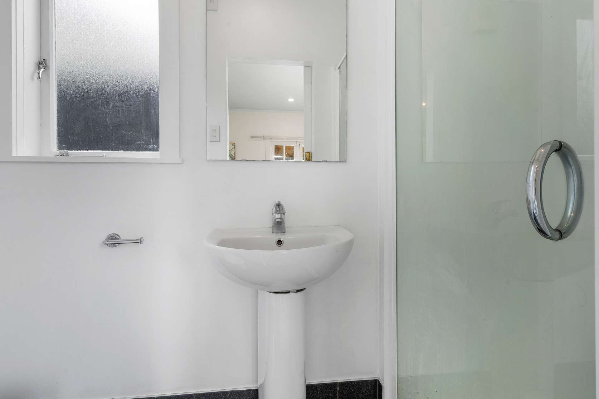 259 St Andrews Road photo 23