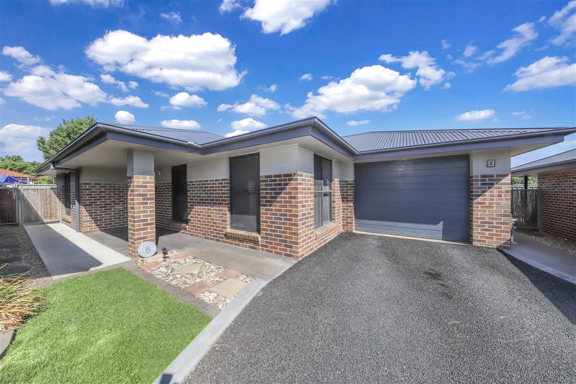 65 Broughton Street, Tumut NSW 2720