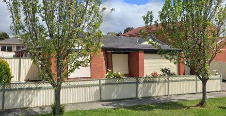 71 Laura Drive, Hampton Park VIC 3976