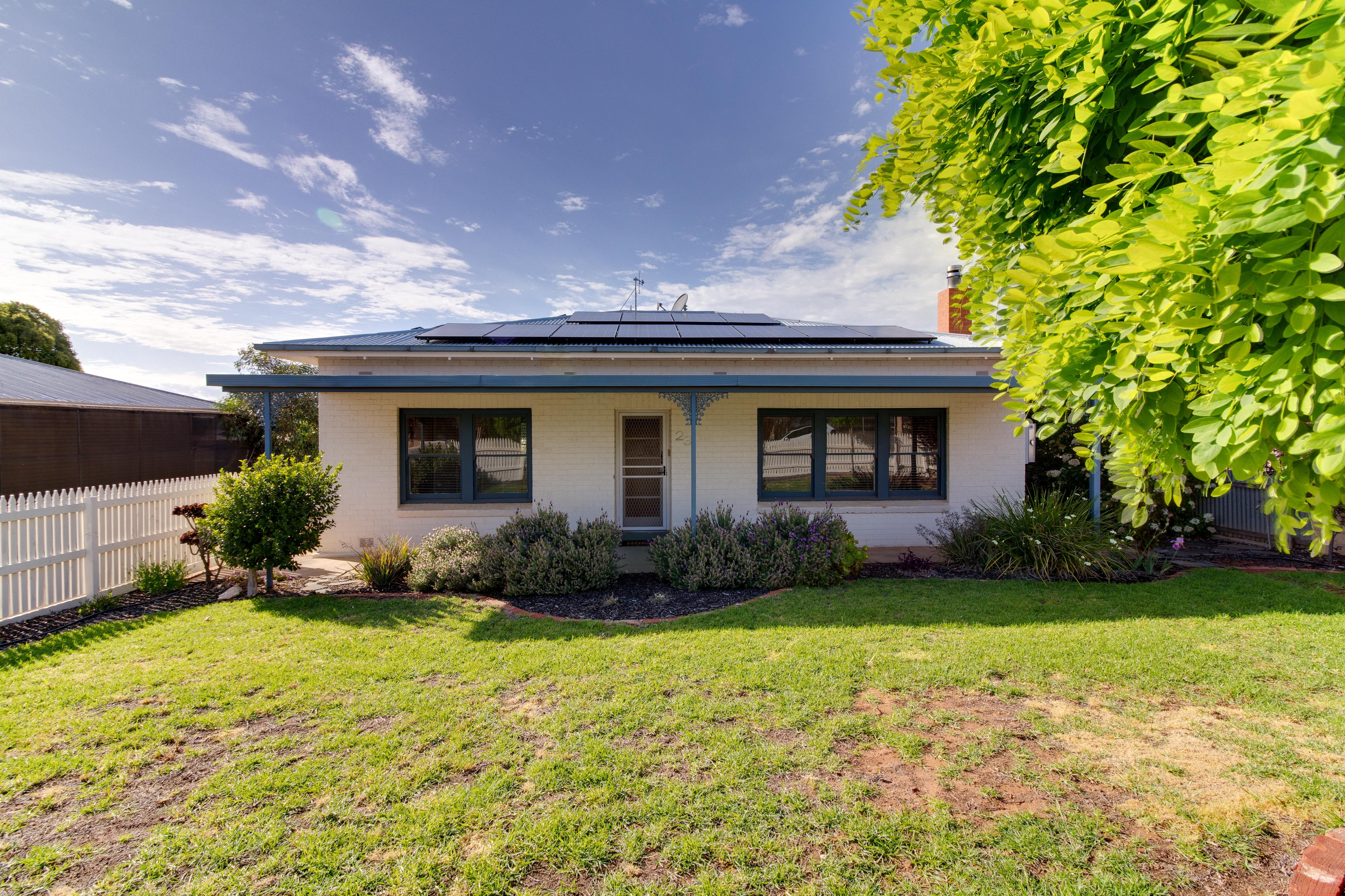 23 Wodonga Avenue, Loxton SA 5333