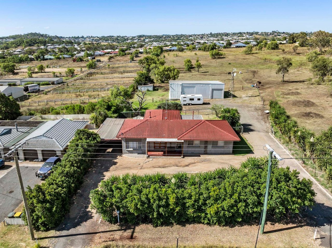 27-33 Euston Road, Glenvale, QLD 4350