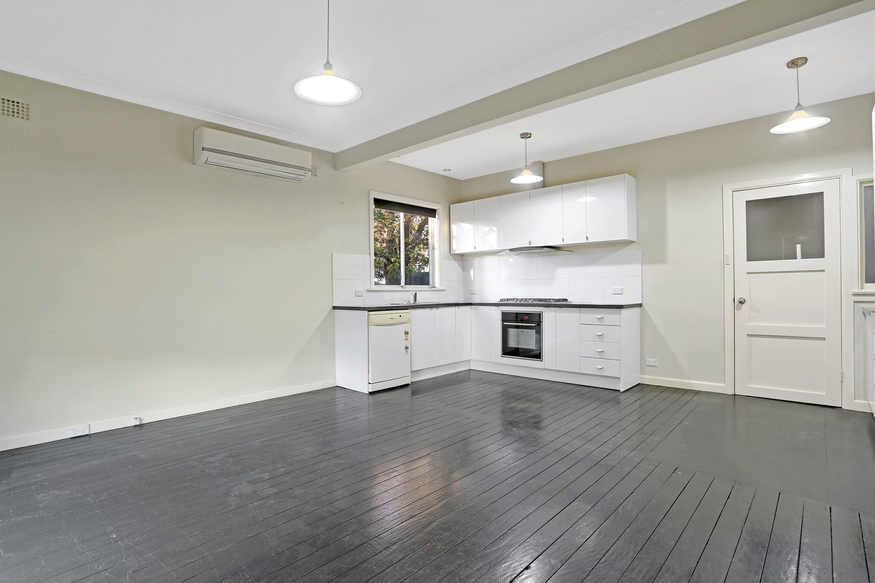 32 Parkin Road, Colyton, NSW 2760