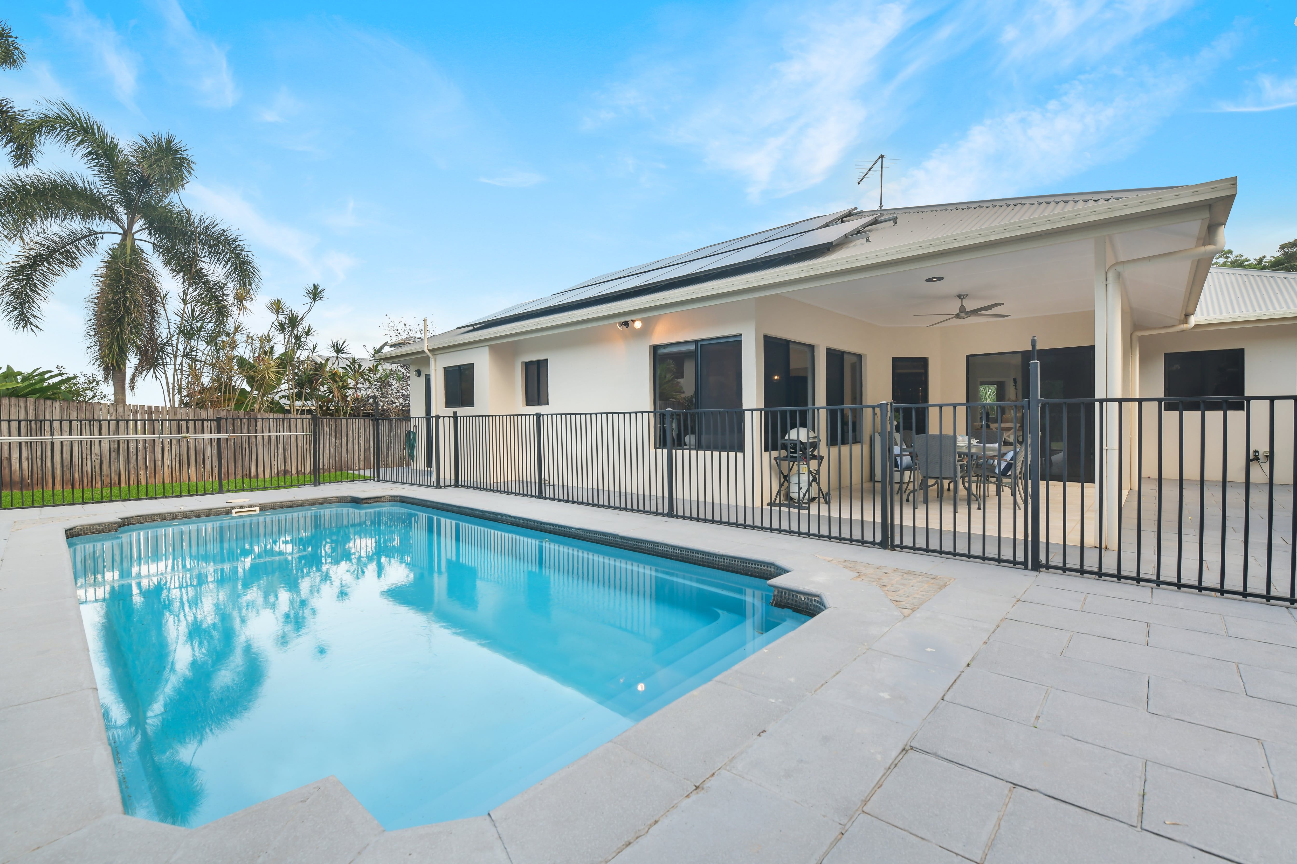 14 Hazelwood Close, Mount Sheridan QLD 4868
