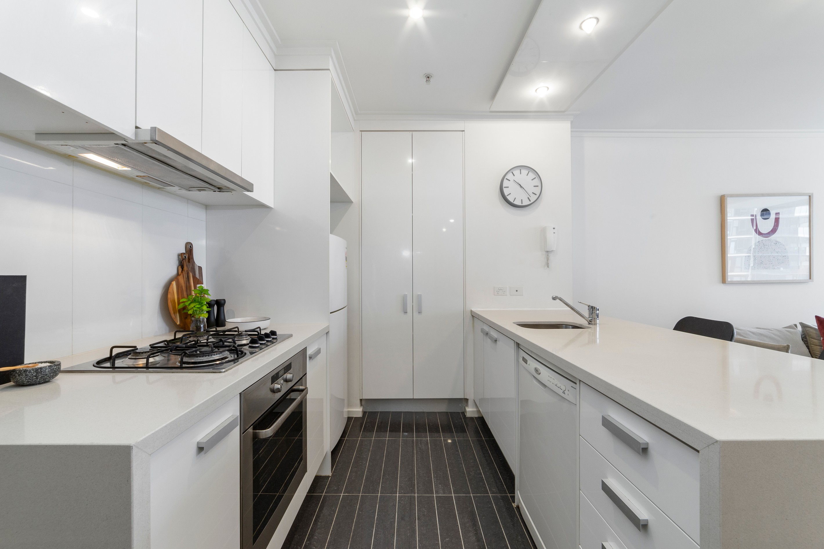 1206/63 Whiteman Street, Southbank, VIC 3006