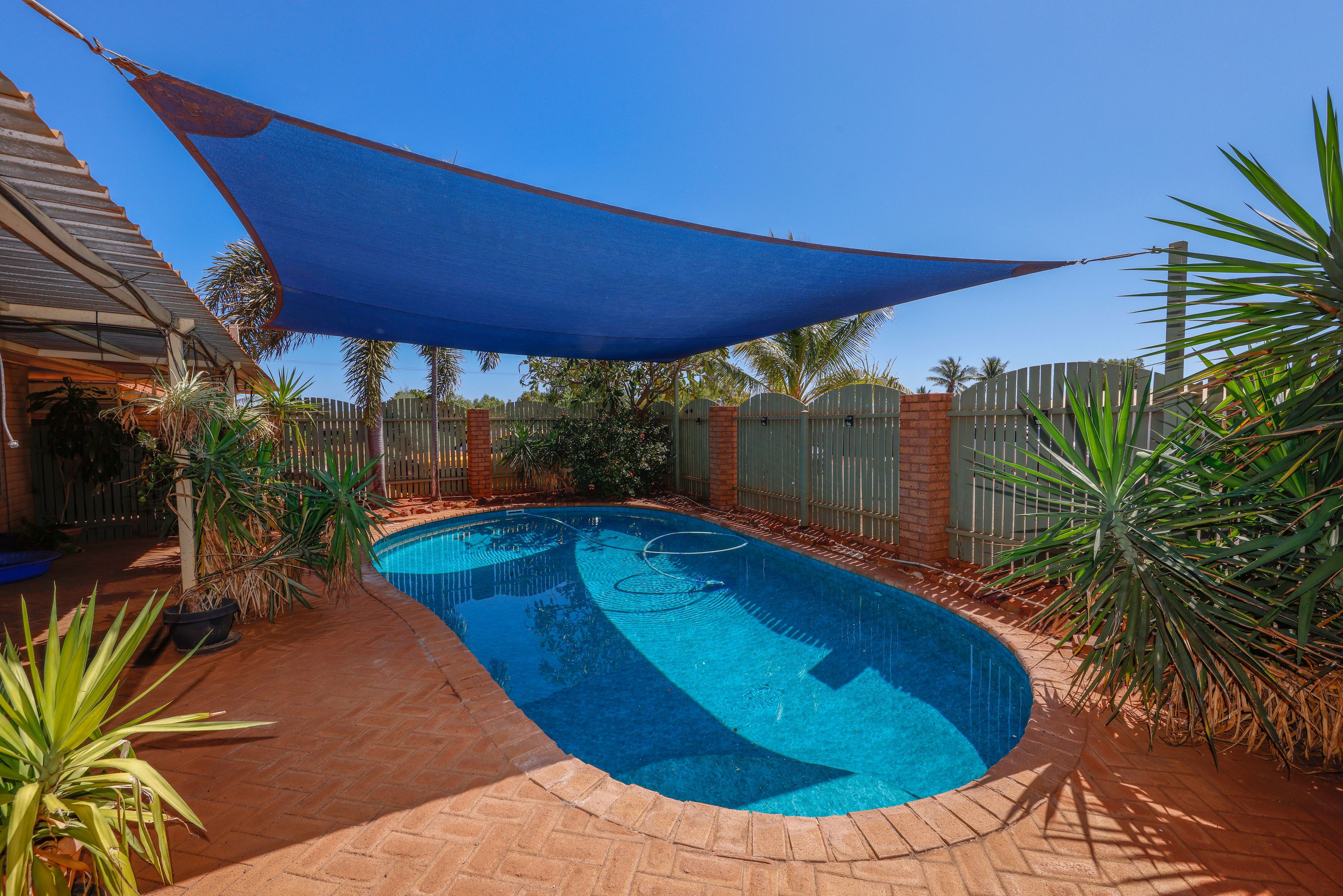 6 Meda Crescent, Dampier WA 6713