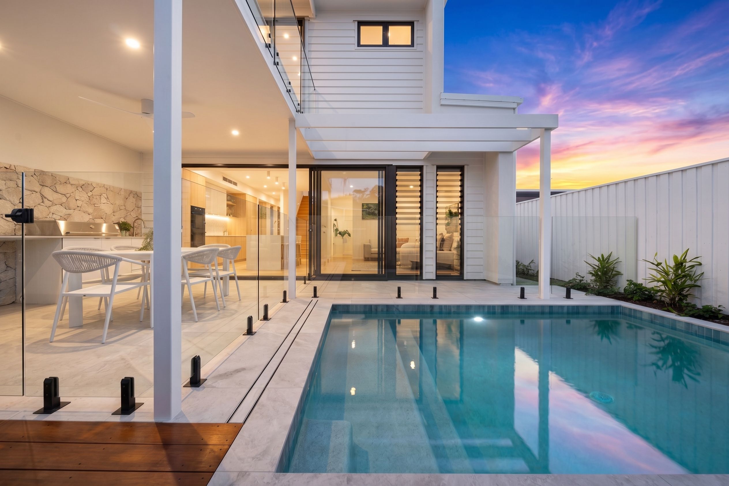 2/154 Oceanic Drive — photo from Ray White Kawana Waters