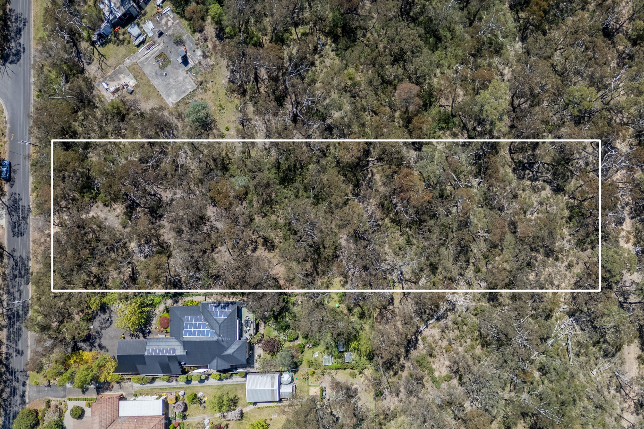 19-21 Closeburn Drive — photo 7 of 12