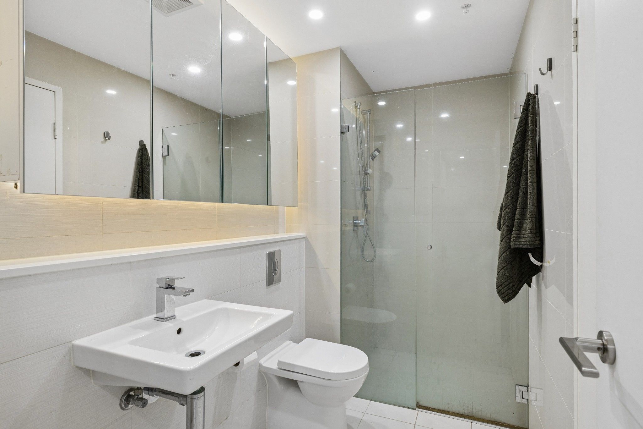 201B/41-45 Belmore Street — photo 9 of 17