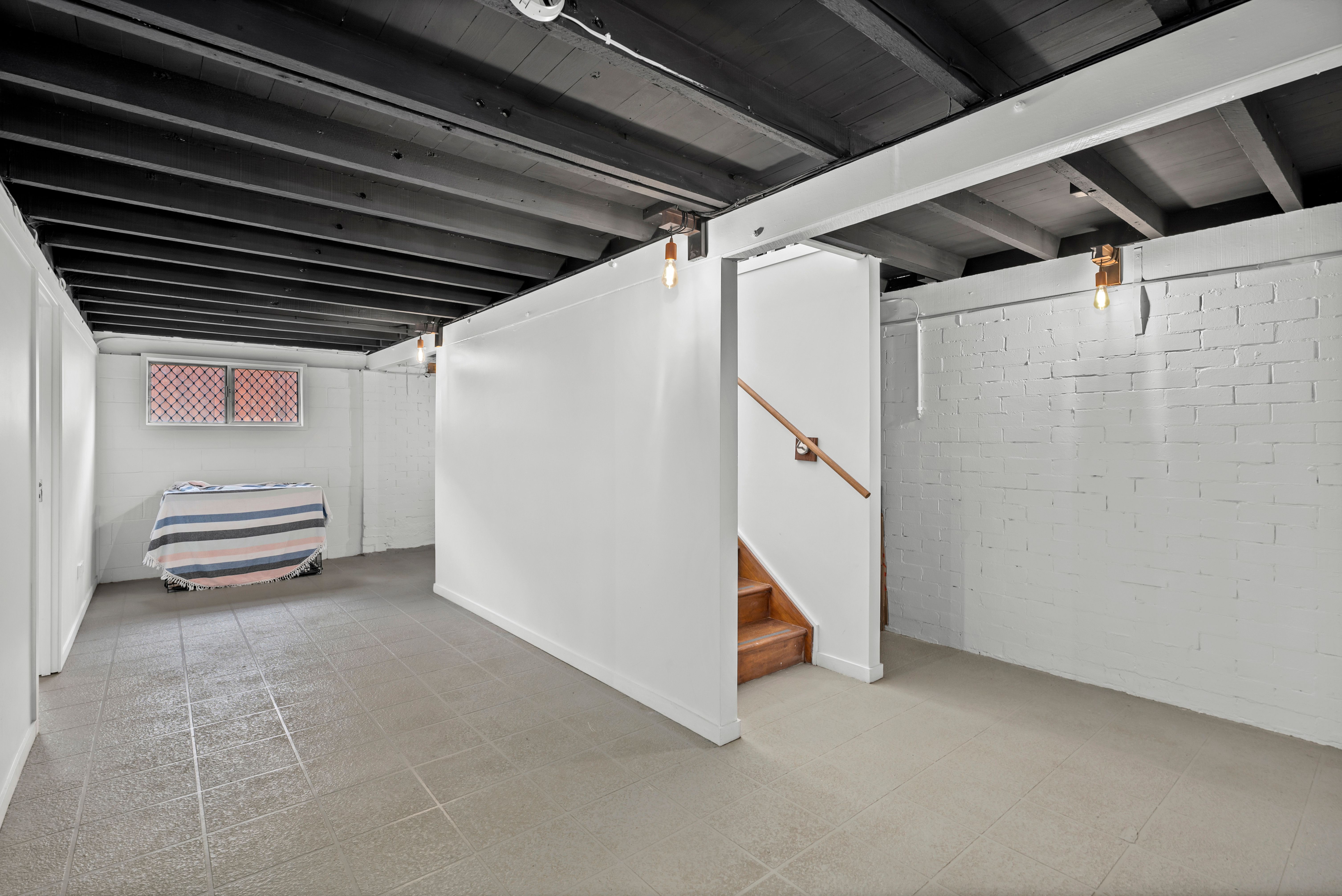 15 Yvonne Street — photo 16 of 26