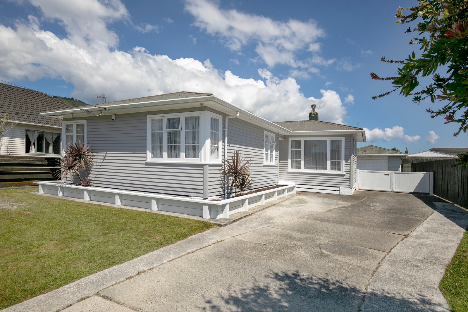 7 Russell Road, Wainuiomata, Lower Hutt City