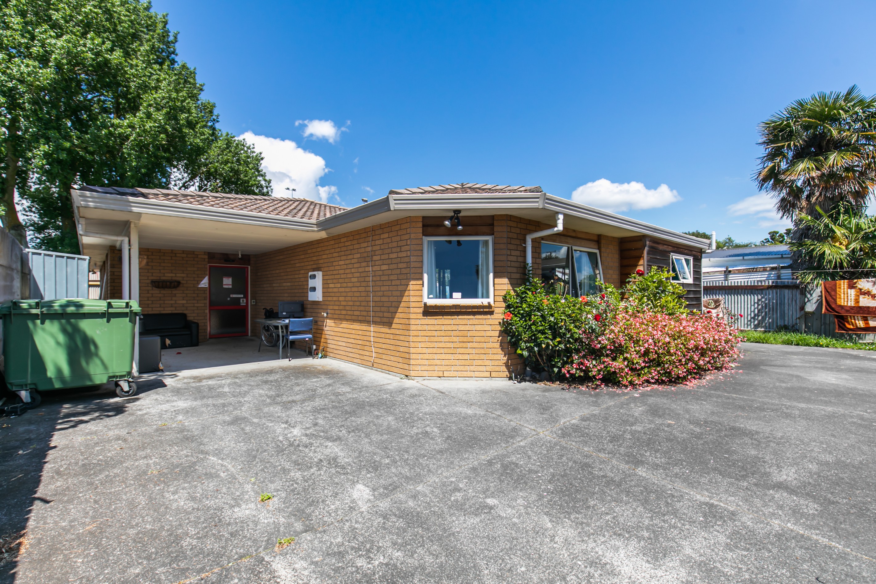 2/11 Church Road, Mangere Bridge, Manukau City