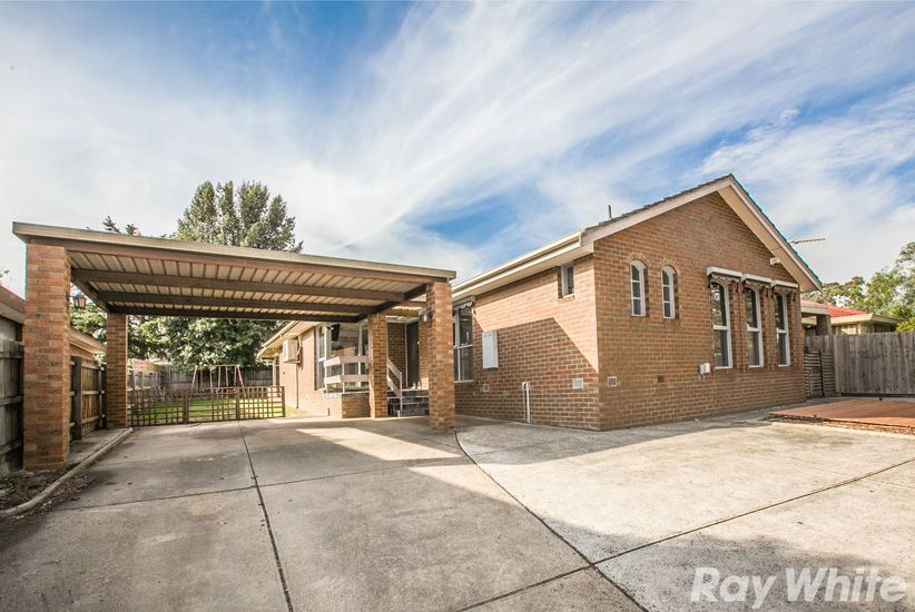 8 Mayfield Drive, Mill Park, VIC 3082