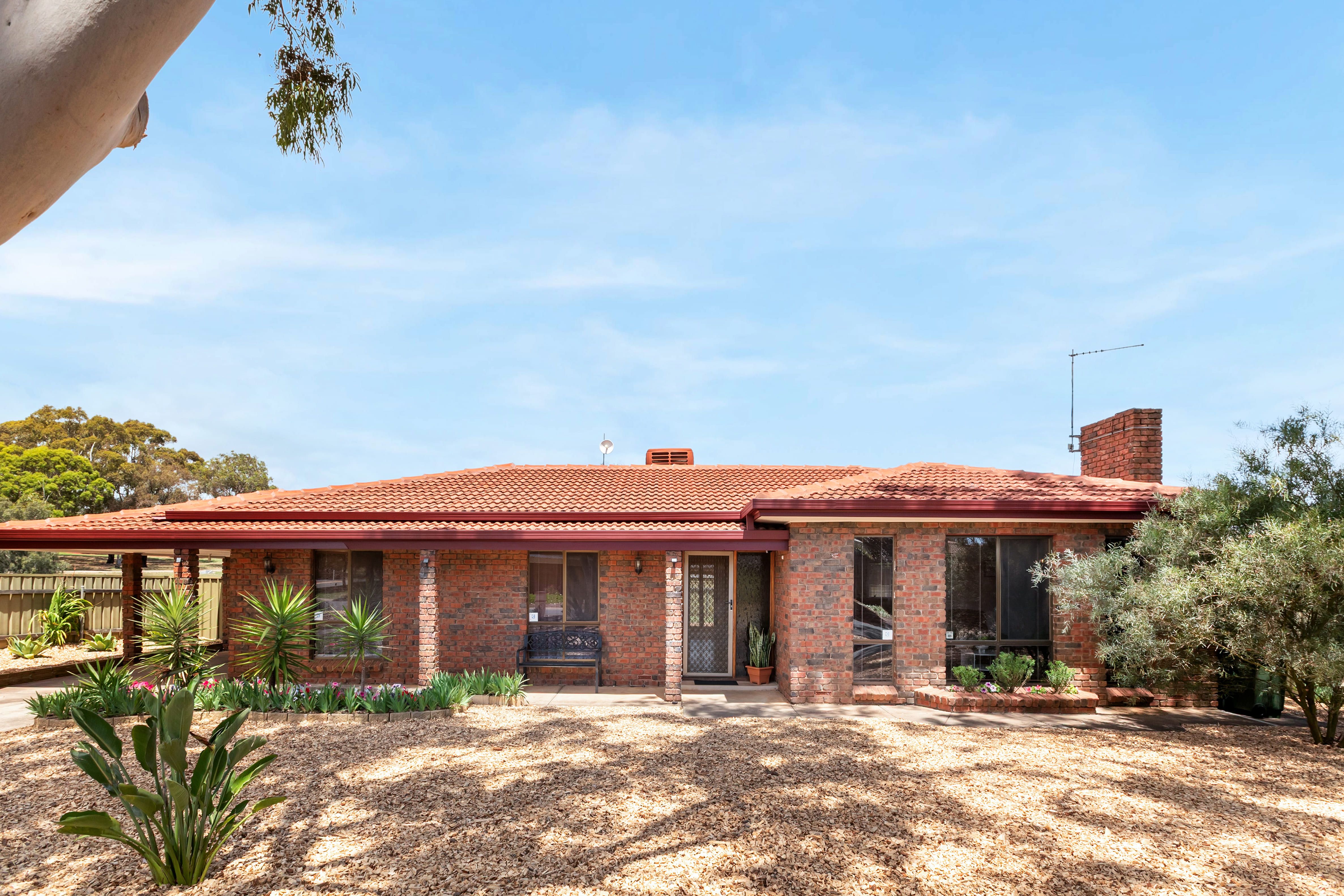 43 Otama Court , Craigmore SA 5114