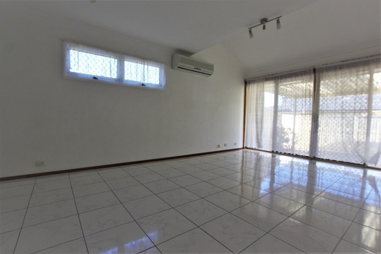 11 Green Lane, Bradbury, NSW 2560
