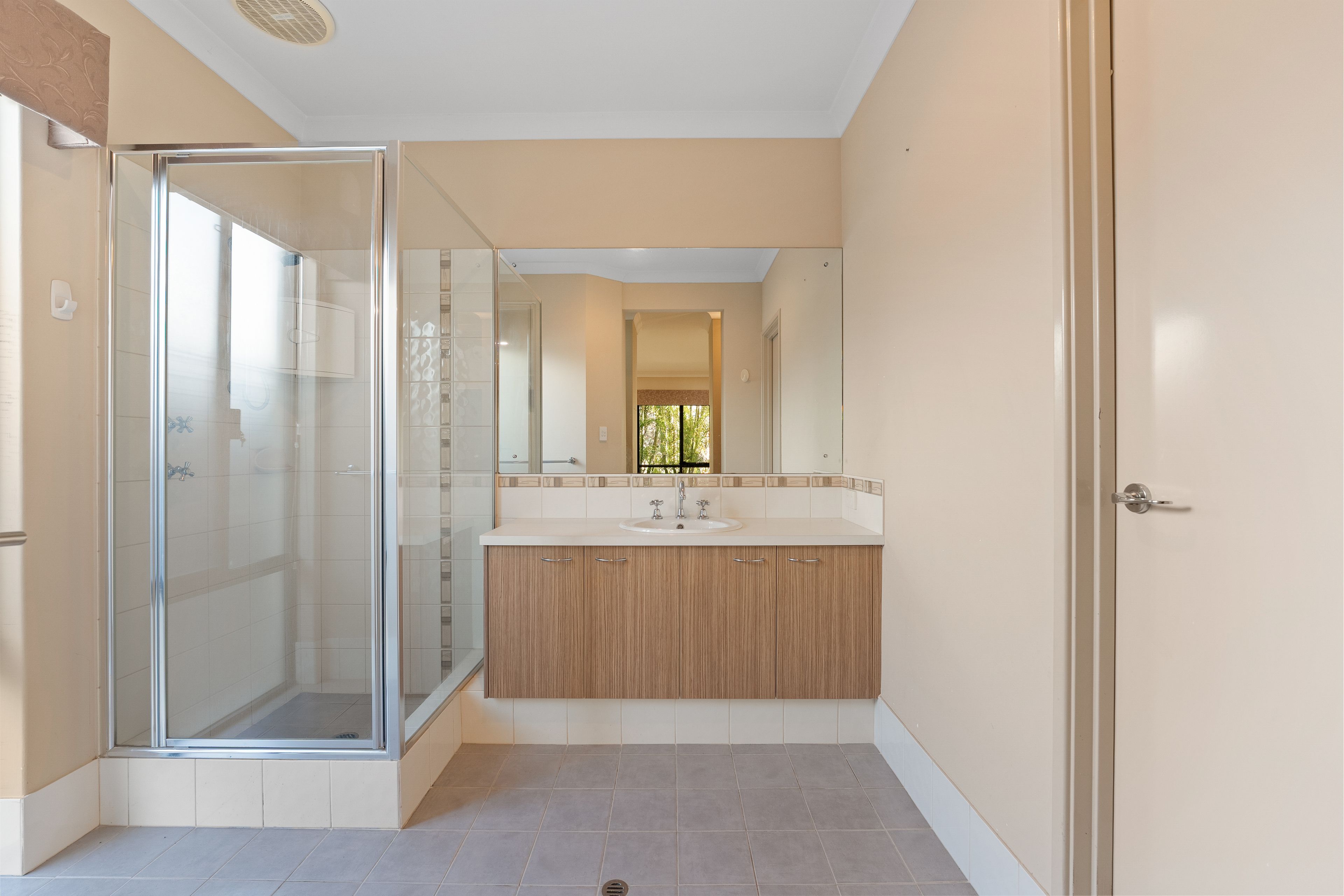 11 Linott Close — photo 16 of 30