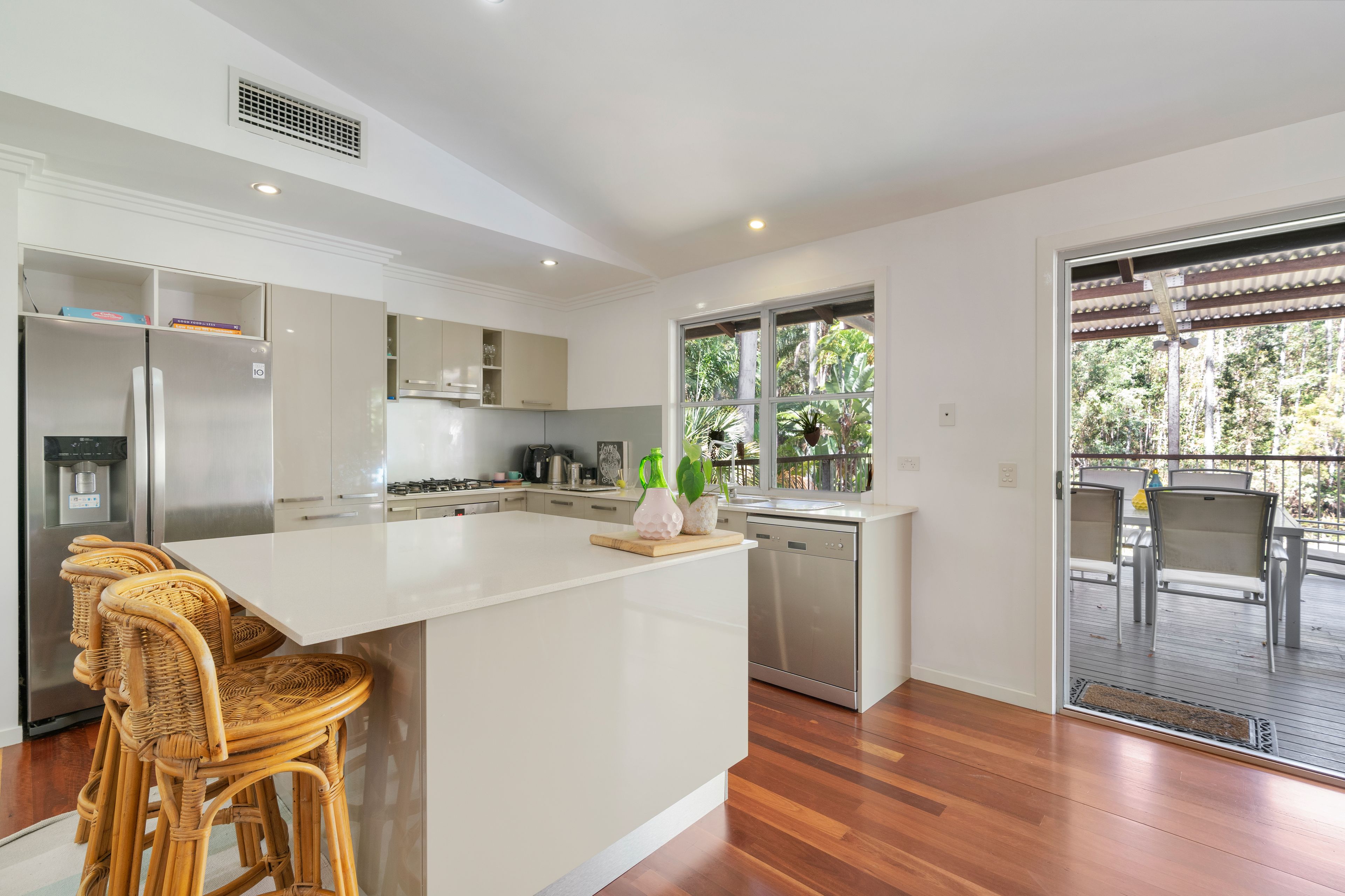 834 Cootharaba Road, Cootharaba, QLD 4565