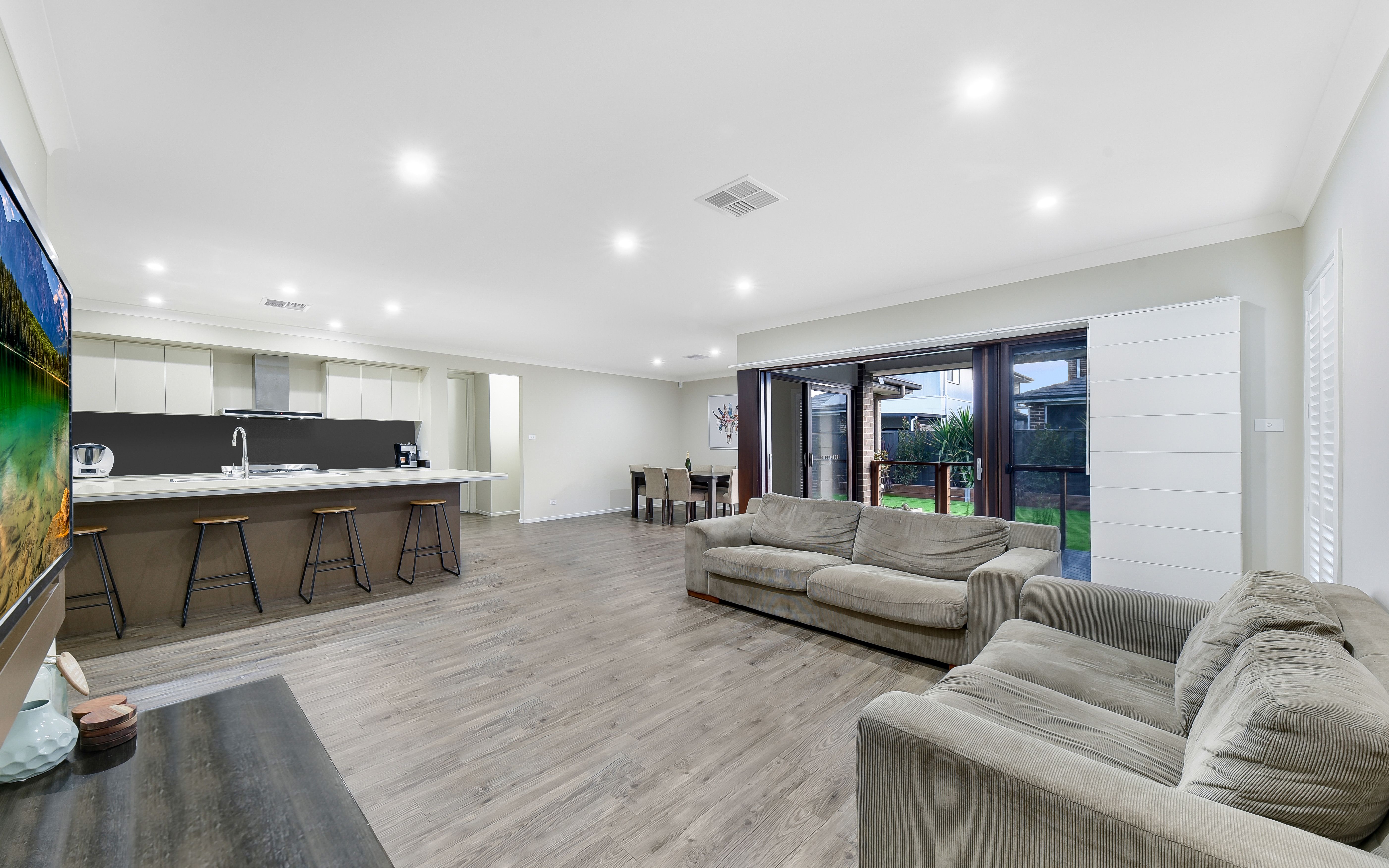 Denham Court, NSW 2565