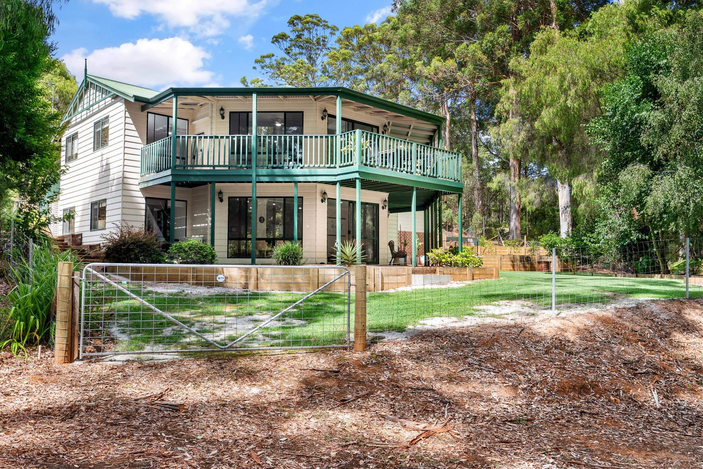 14 Wattlebird Grove, Pemberton, WA 6260