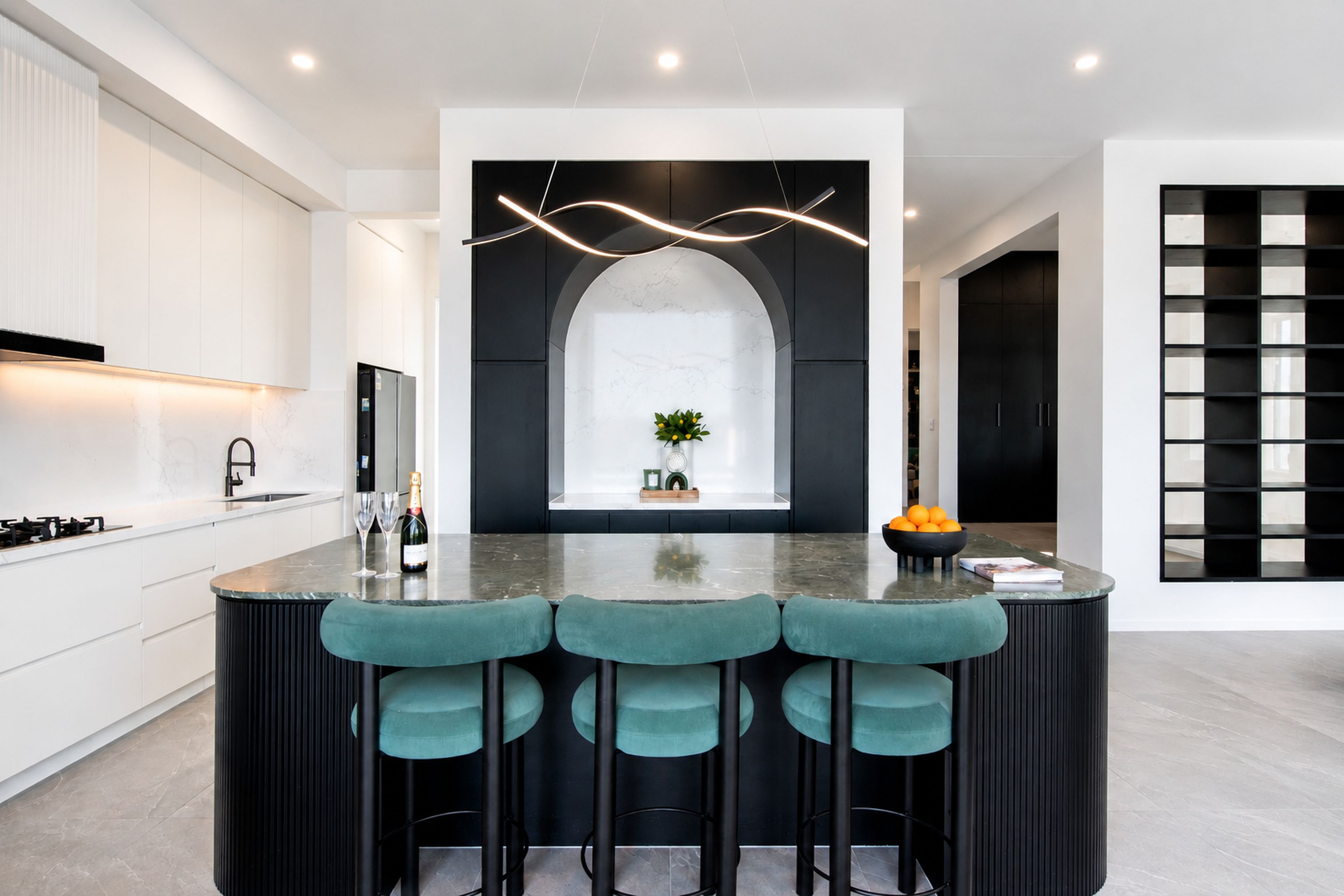 21 Lake Serenity Boulevard — photo 8 of 30