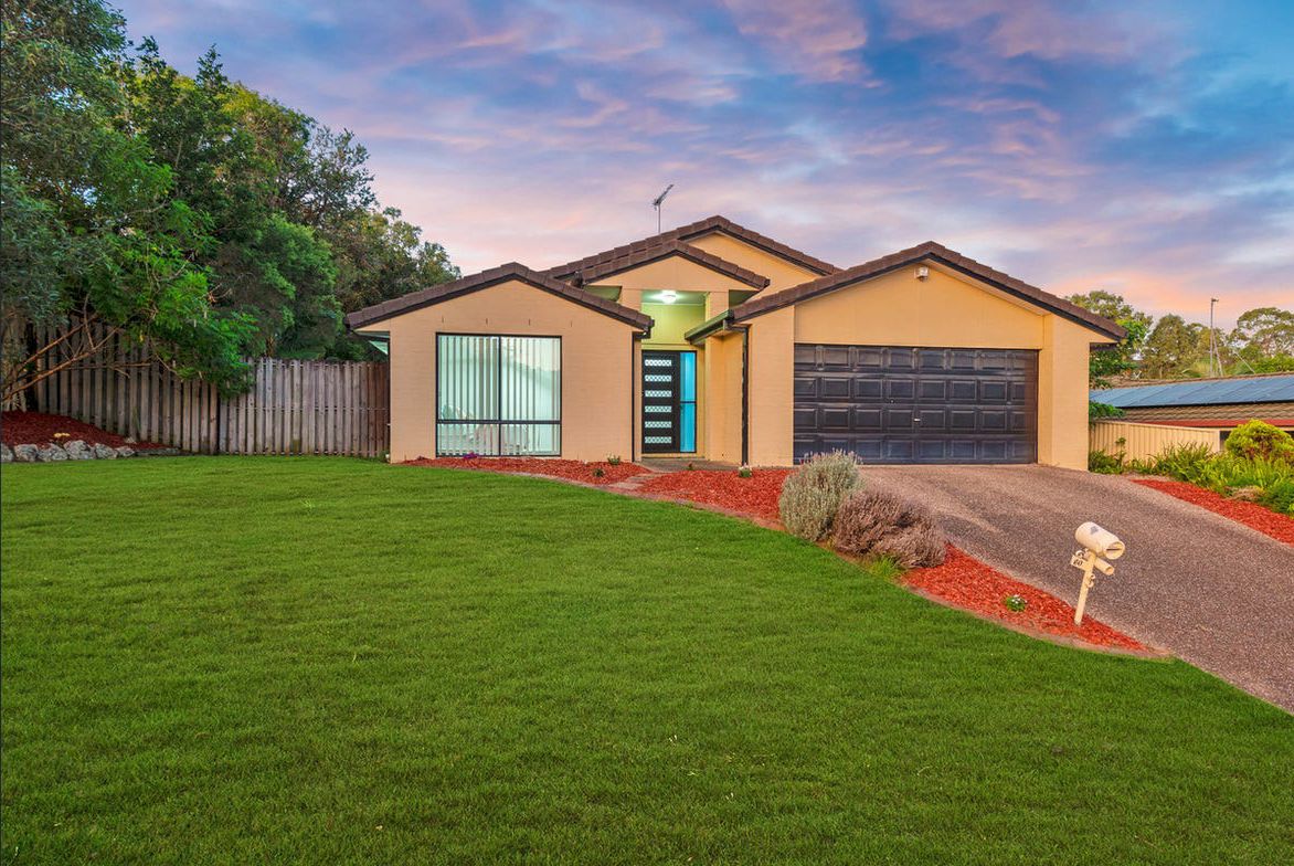 60 Pacific Pines Boulevard, Pacific Pines QLD 4211