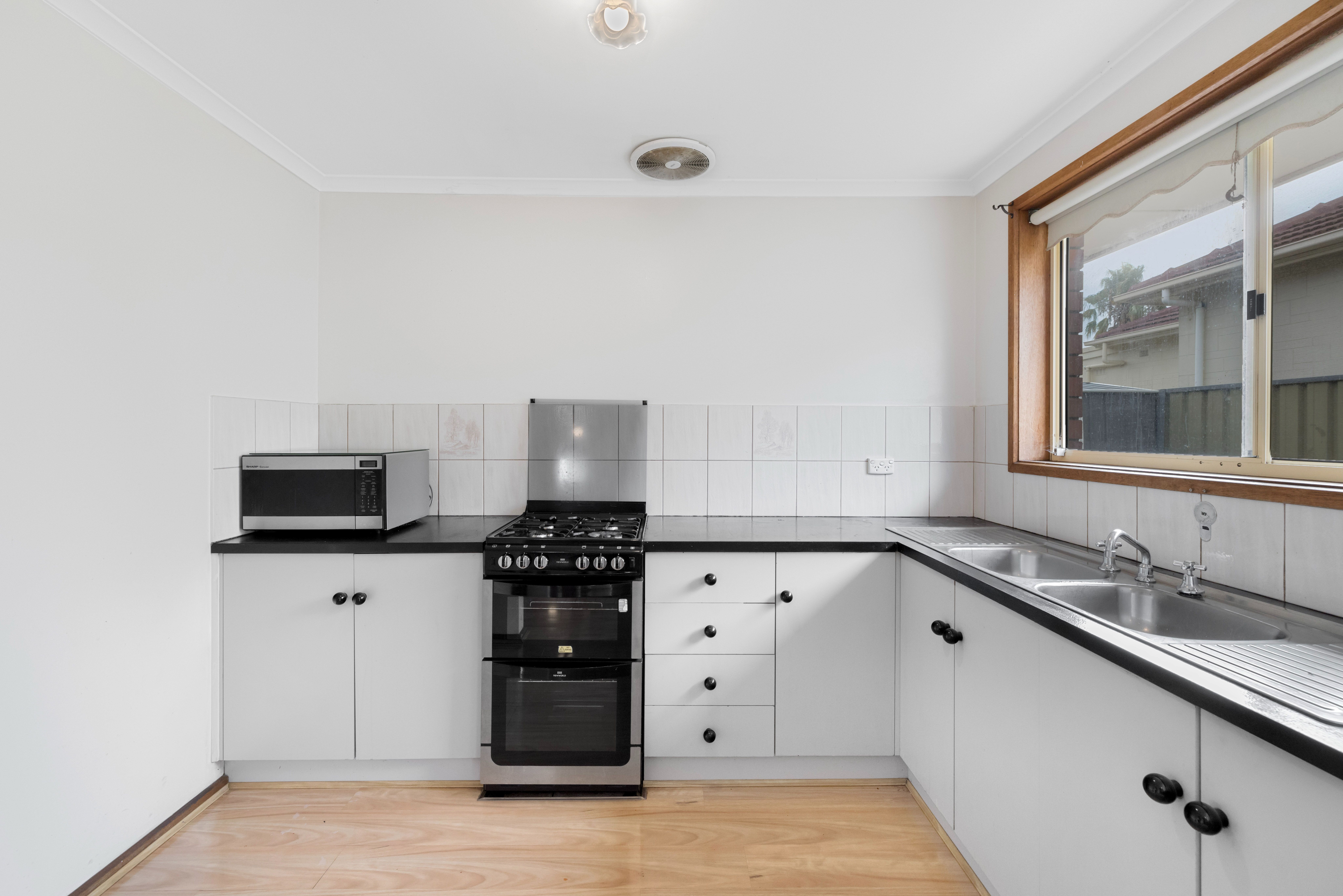 1/1A Carlisle Street, Camden Park, SA 5038