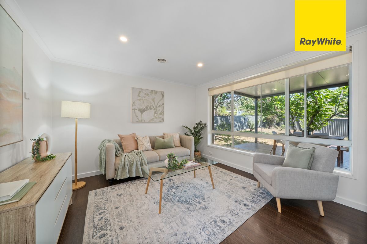 6 Auld Place, Weston ACT 2611