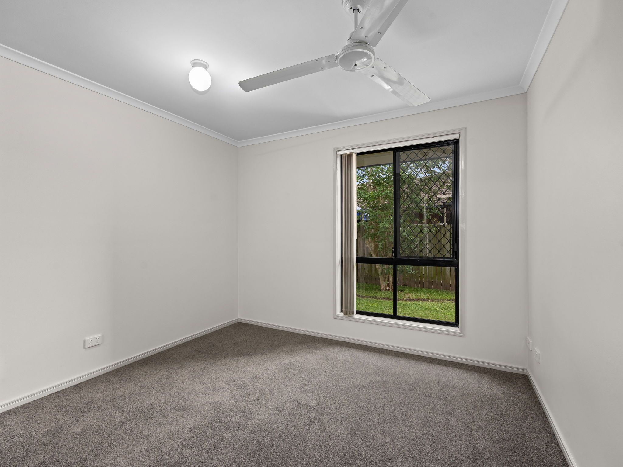 28 Lakeview Drive — photo 9 of 19
