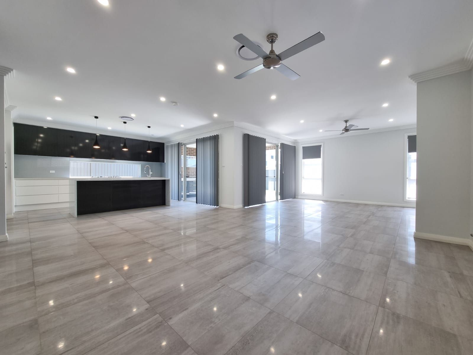 10 Galloway Road, Glenmore Park, NSW 2745