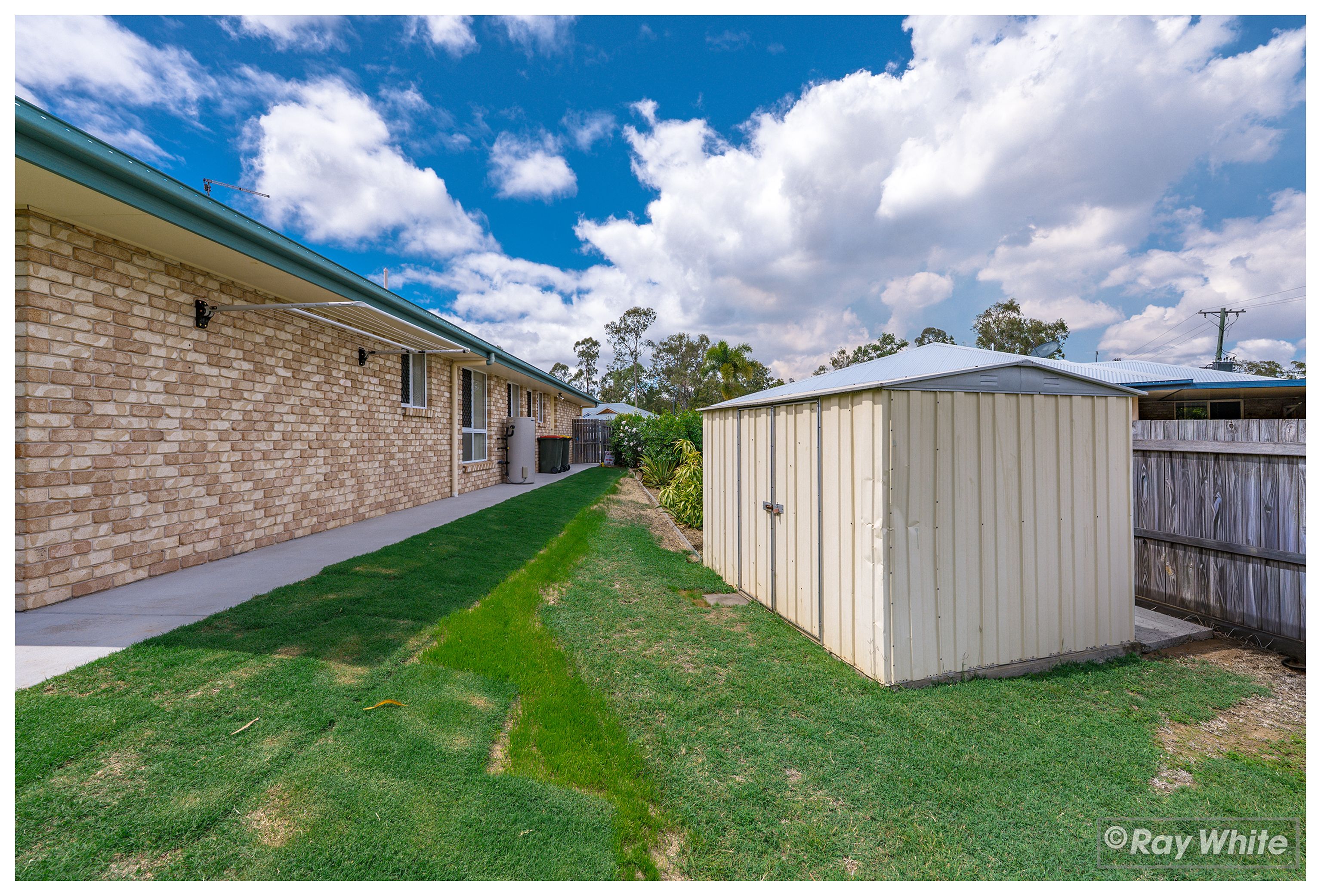24 Lilydale Close — photo 8 of 30