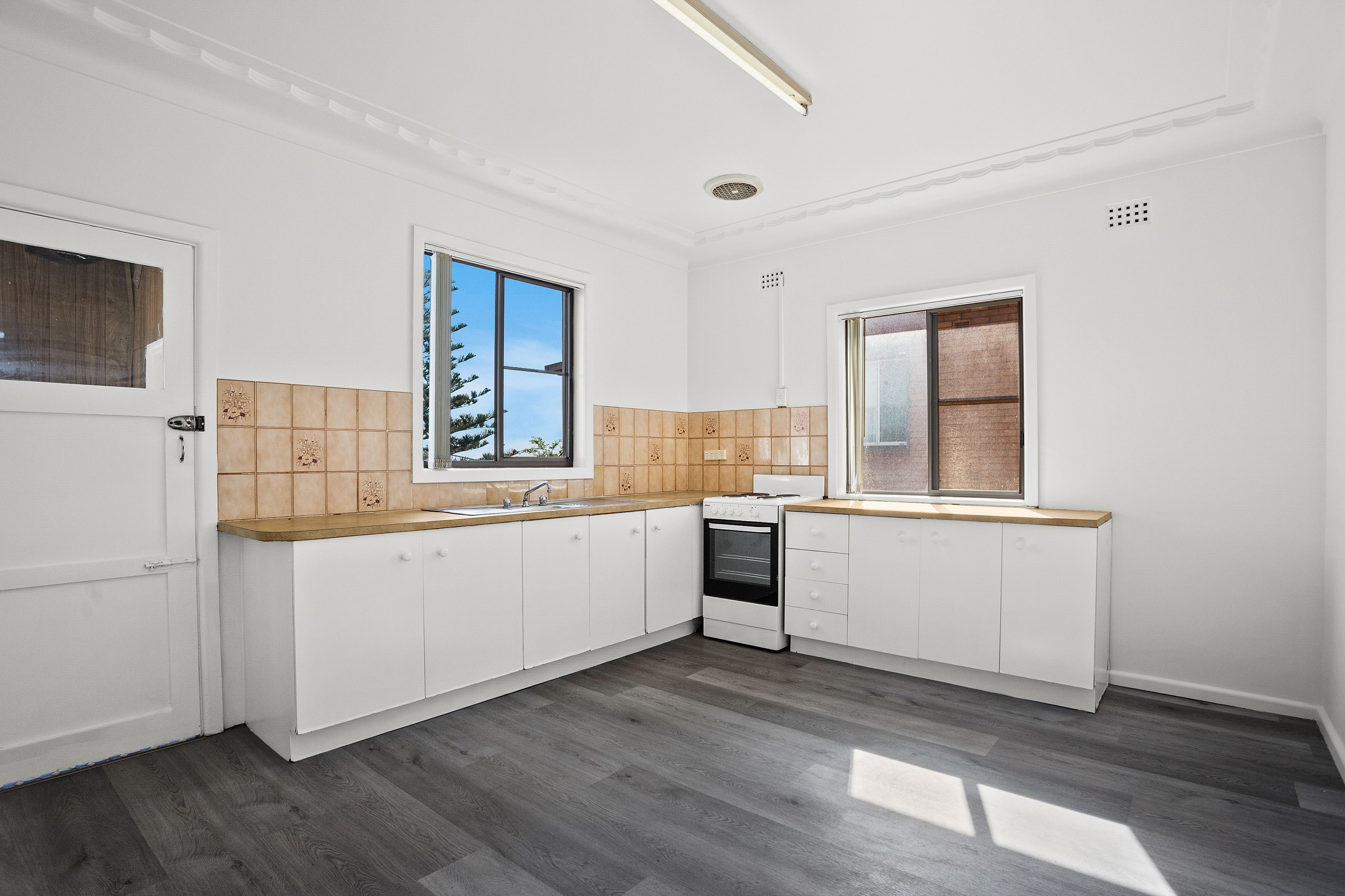 154 Flagstaff Road, Warrawong, NSW 2502