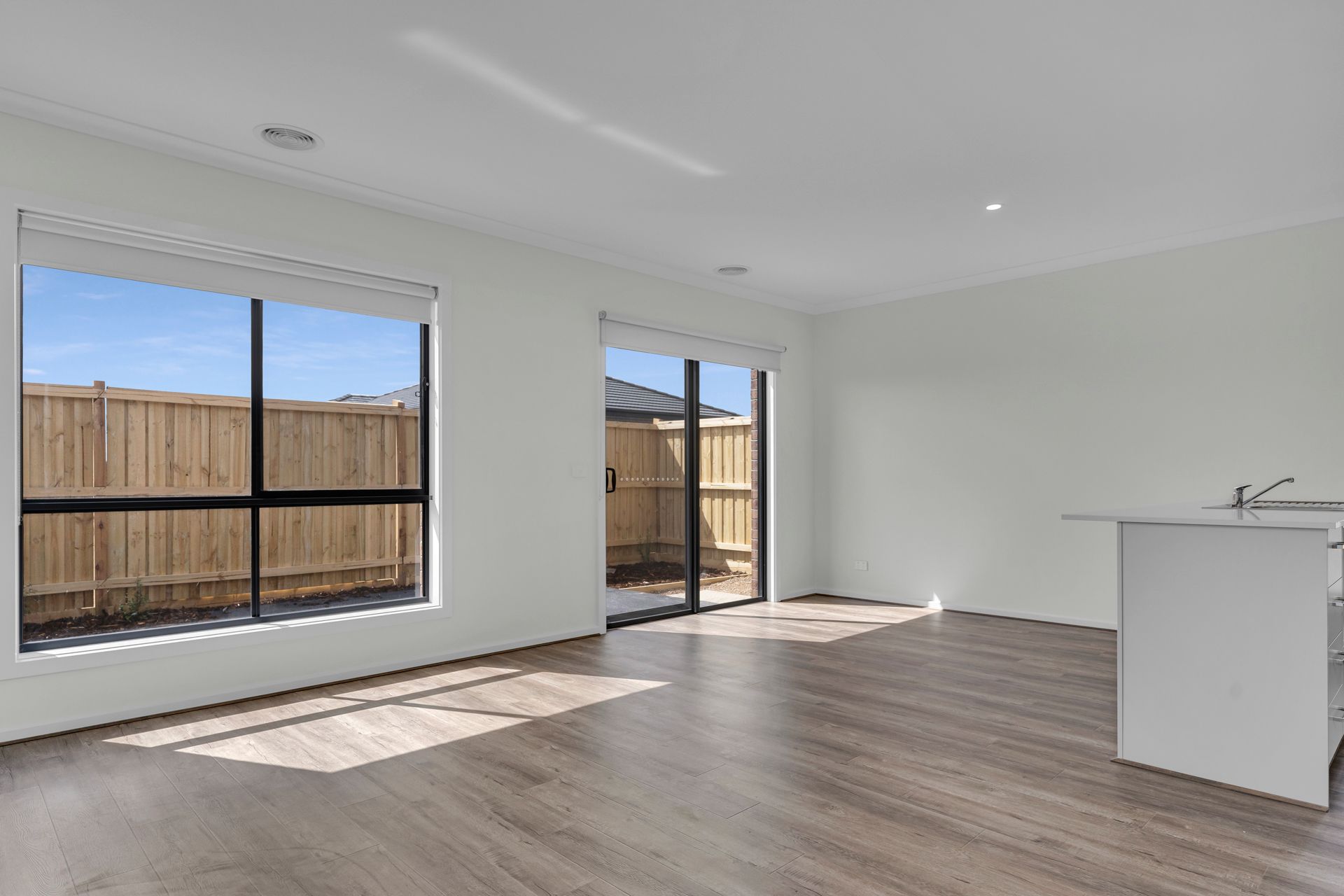 44 Yang Road, Mambourin, VIC 3024