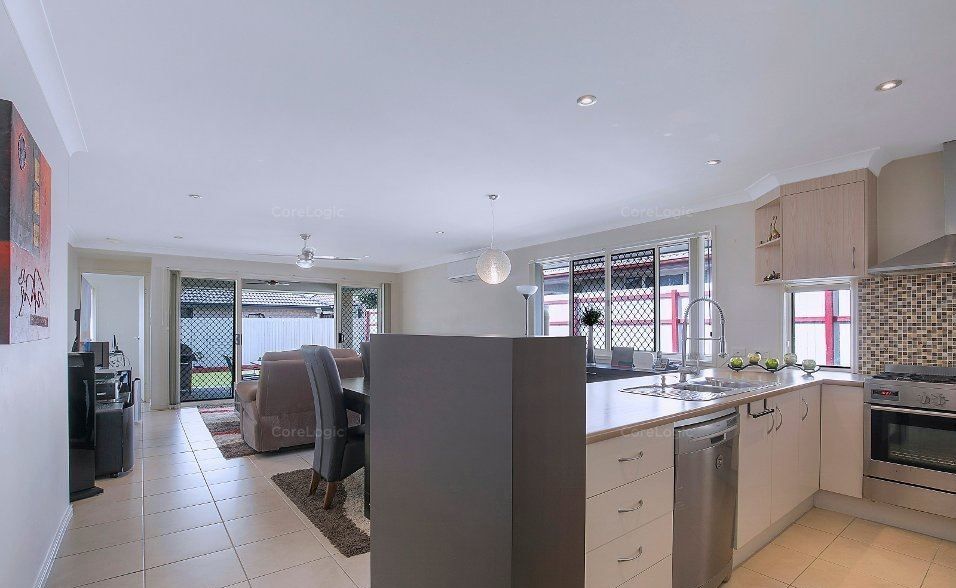 32 Shimao Crescent, North Lakes, QLD 4509