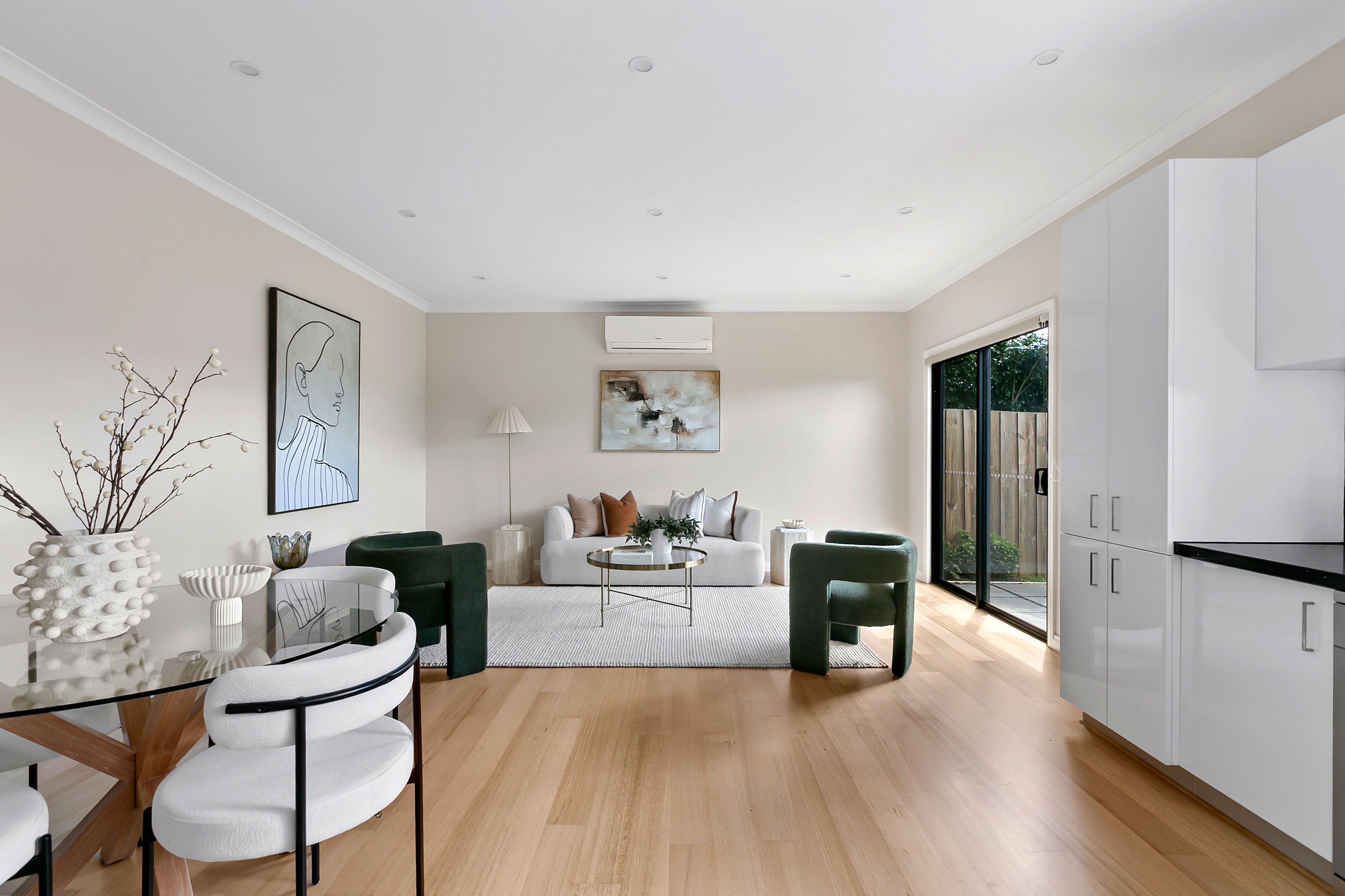 5/136 Wood Street — photo 3 of 12