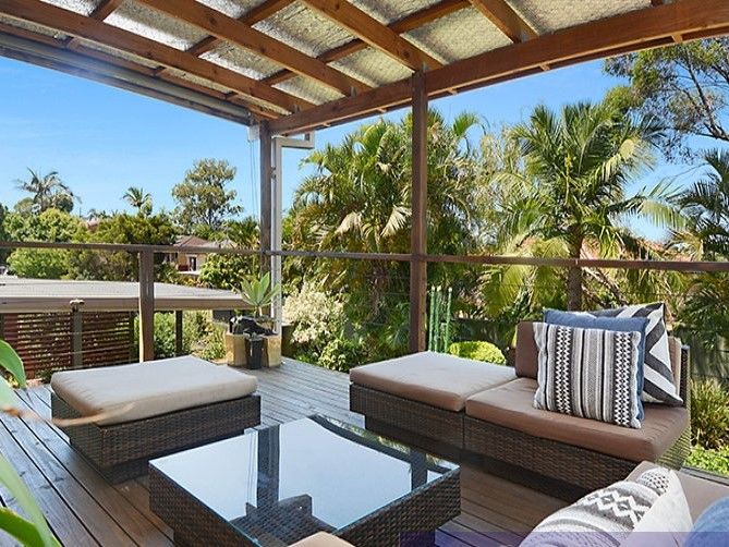 52 Dirkala Street, Mansfield, QLD 4122
